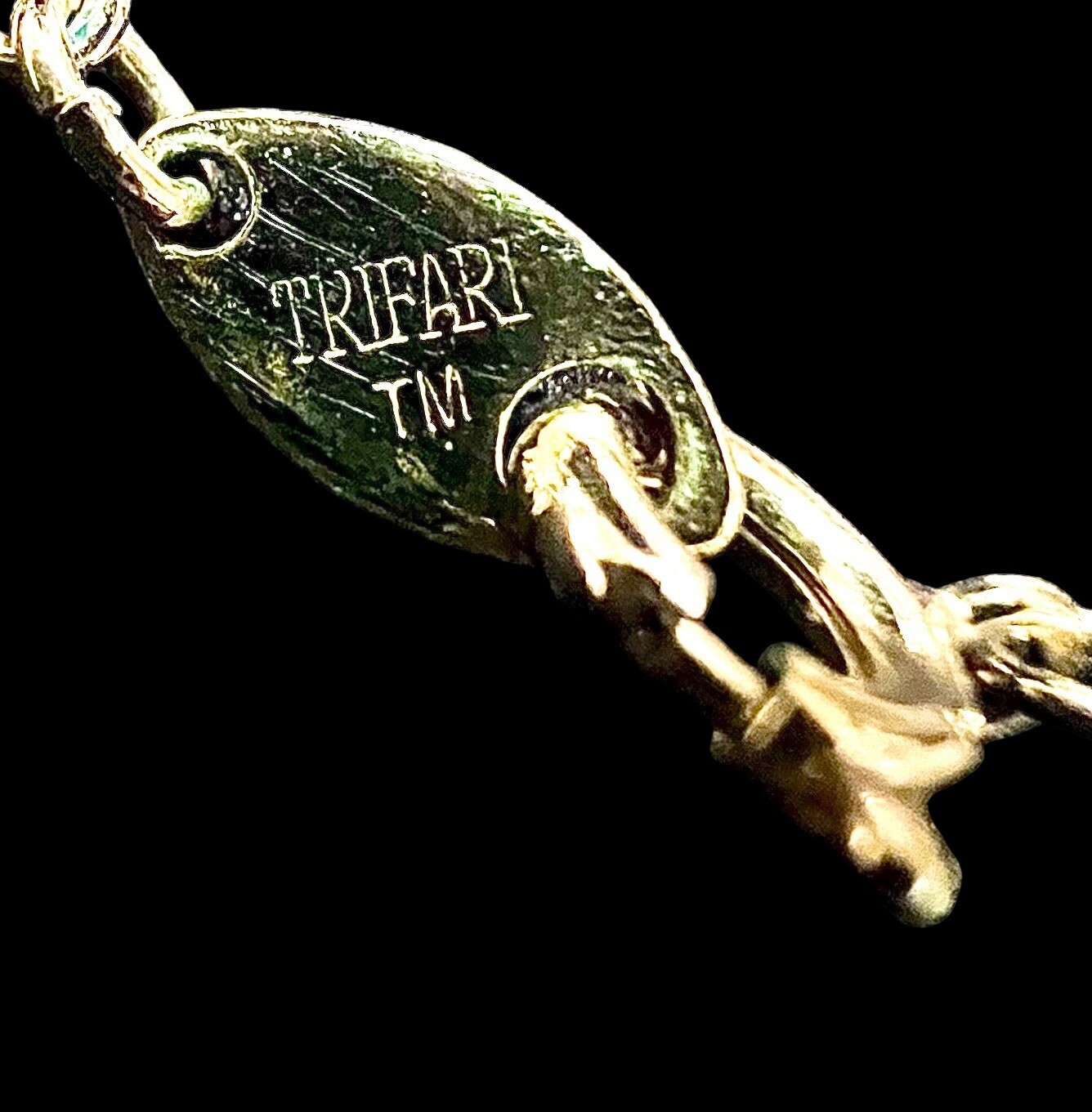 24” Trifari 1980’s Gold Tone Filigree Chain Necklace
