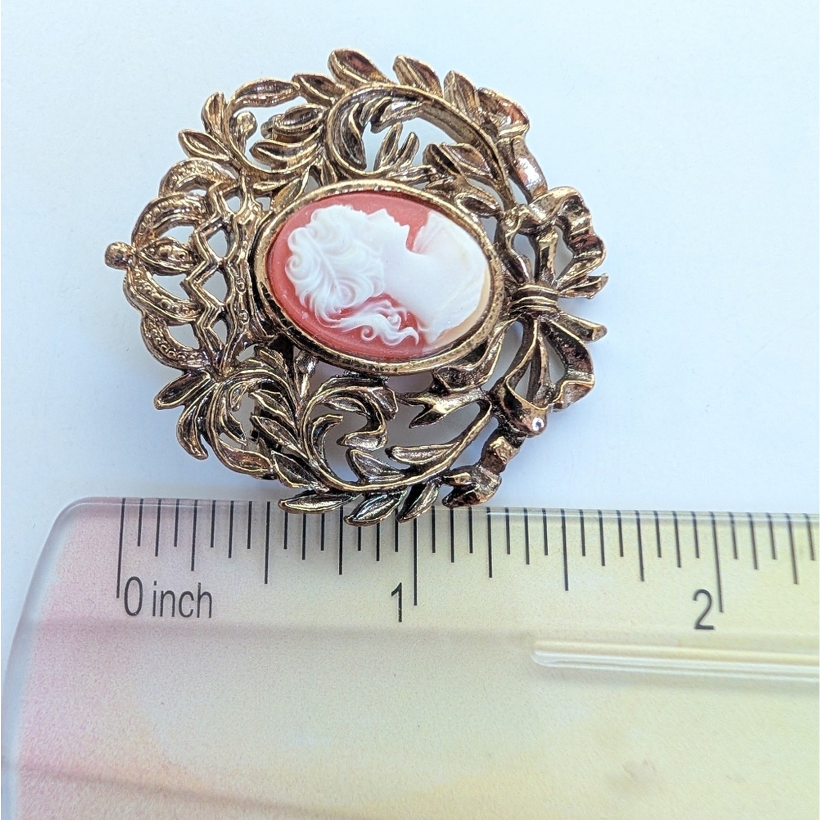 Vintage Tacoa Stunning Gold Tone Filigree Victorian Style Cameo Brooch