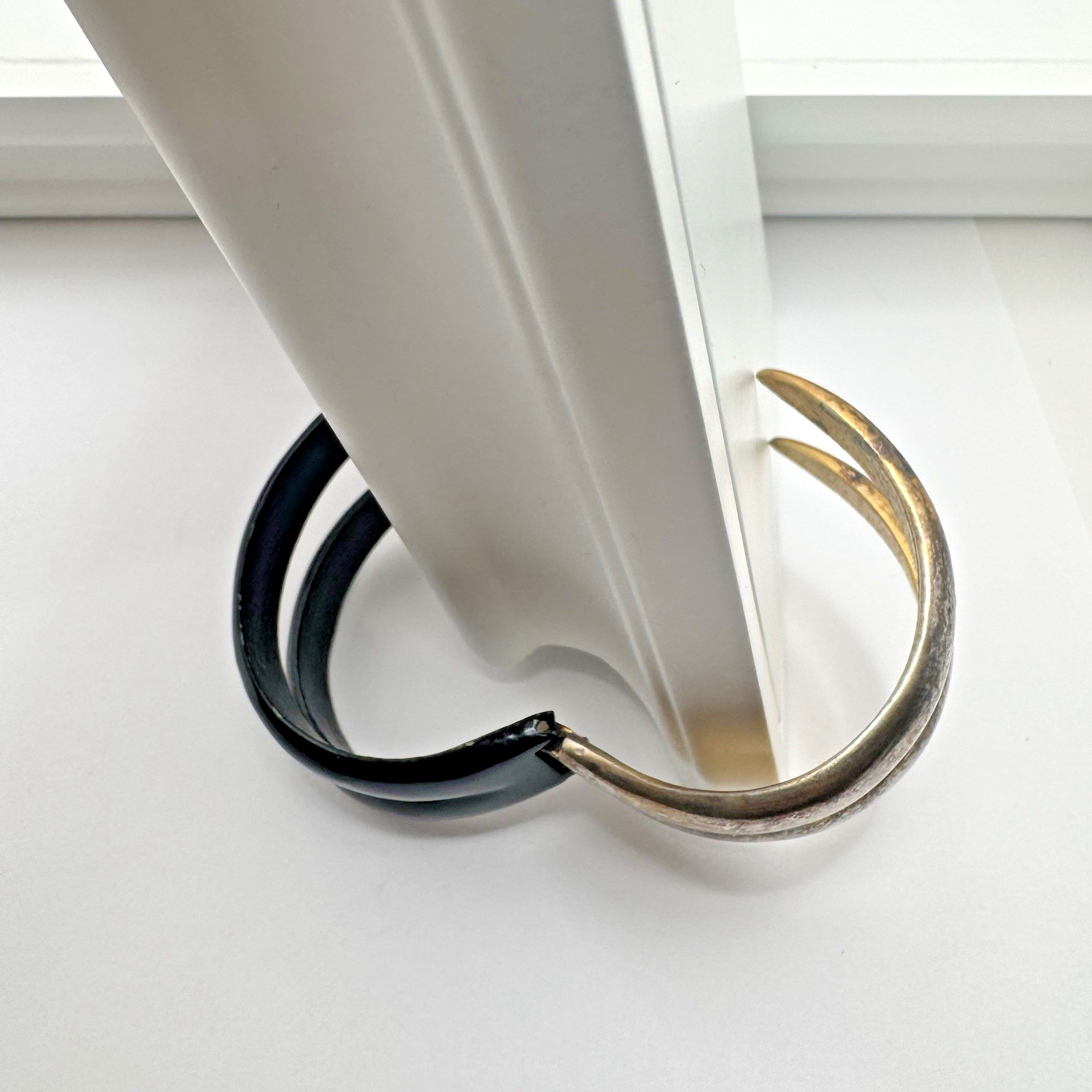 Metal Clamper Claw Vintage Black and Gold Tone Bangle Bracelet fits 6-8” Bold