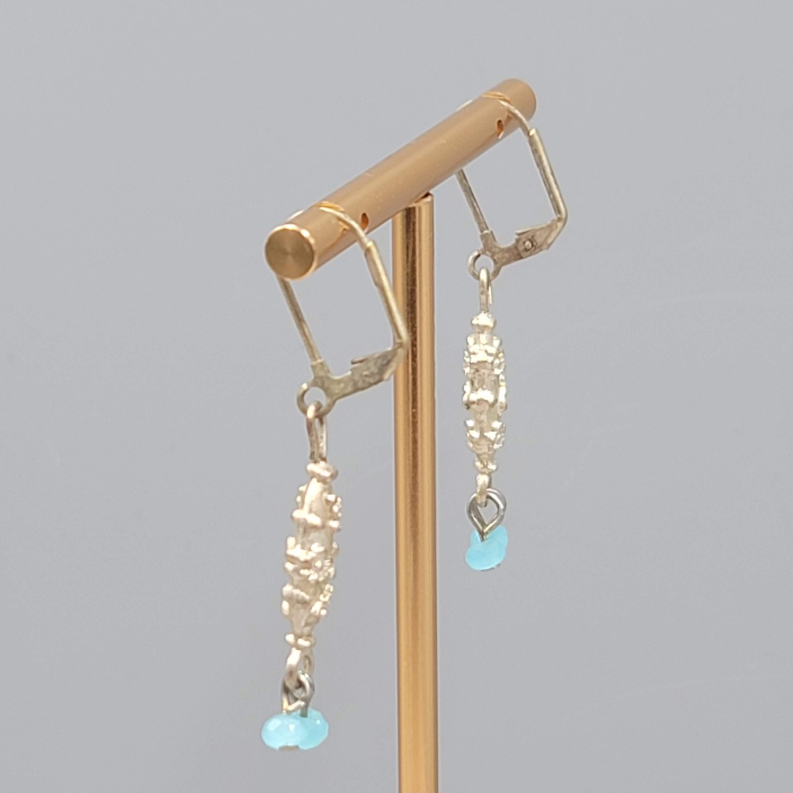 Vintage Blue Crystal Pierced Earrings Silver tone Embossed Dangle 1.25″