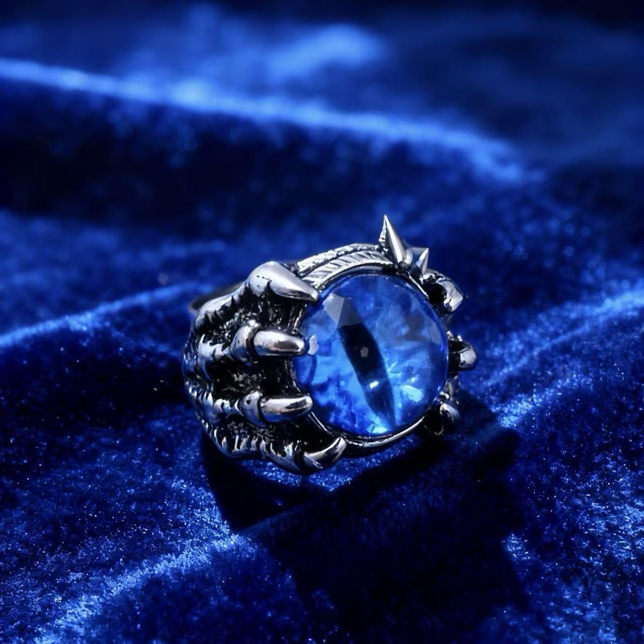 Gothic Punk Devil Evil Eye Dragon Eagle Claw Decorative Eyeball Adjustable Ring