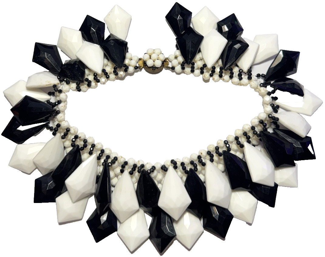 Vintage Jewelry Necklace Chunky White Black Faceted Bib Acrylic MCM Geometric 16