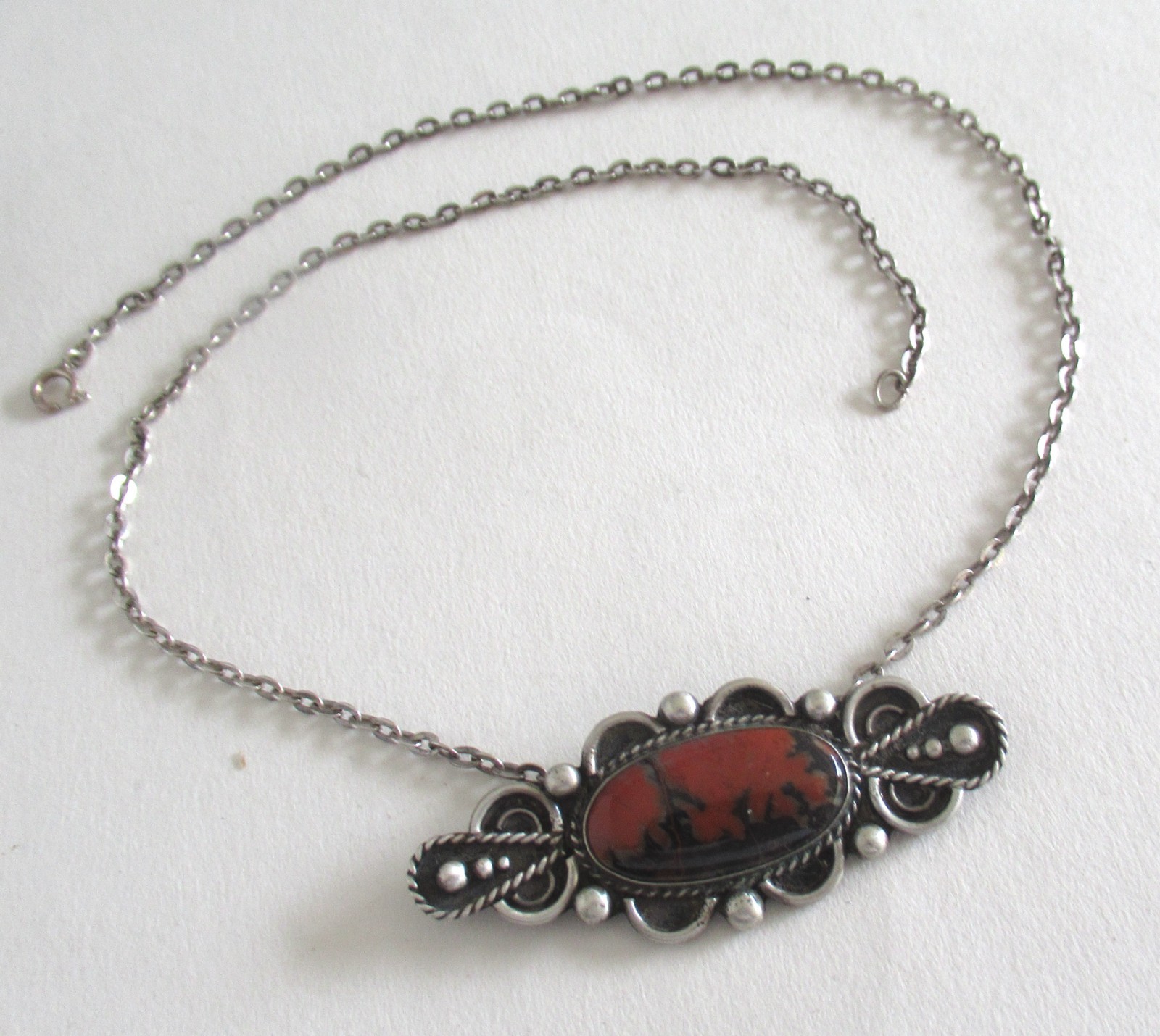 2 3/8 INCHES VINTAGE NAVAJO STERLING PETRIFIED WOOD PENDANT NECKLACE BROOCH
