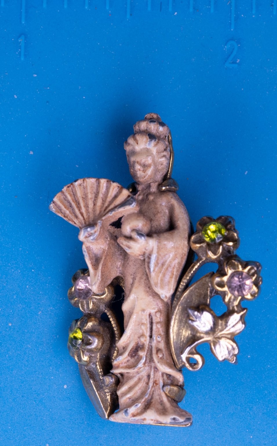 Vintage Asian Figural Brooches Gold Tone Rhinestone 1.5-2″ Buddha Geisha Set