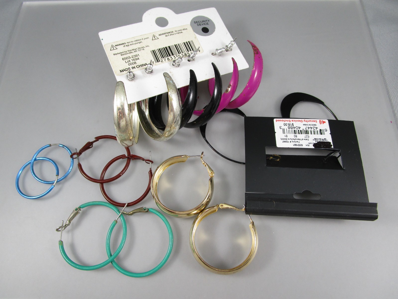 Vtg Mod Retro Varying Colors & Multi Styles LOT of 8 Post Pierced Earrings 152L
