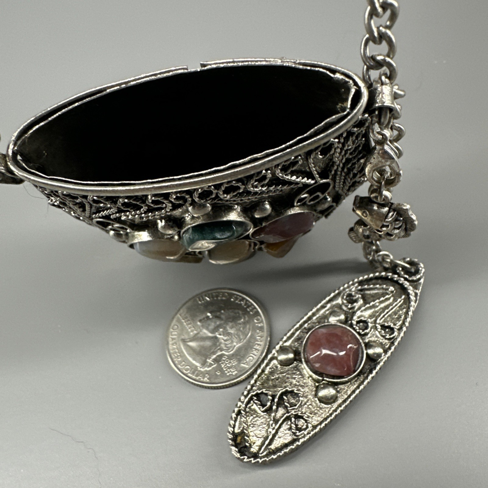 Vintage Small Silver-tone Sajai Metal Purse Necklace Agate Gemstones Tether Lid