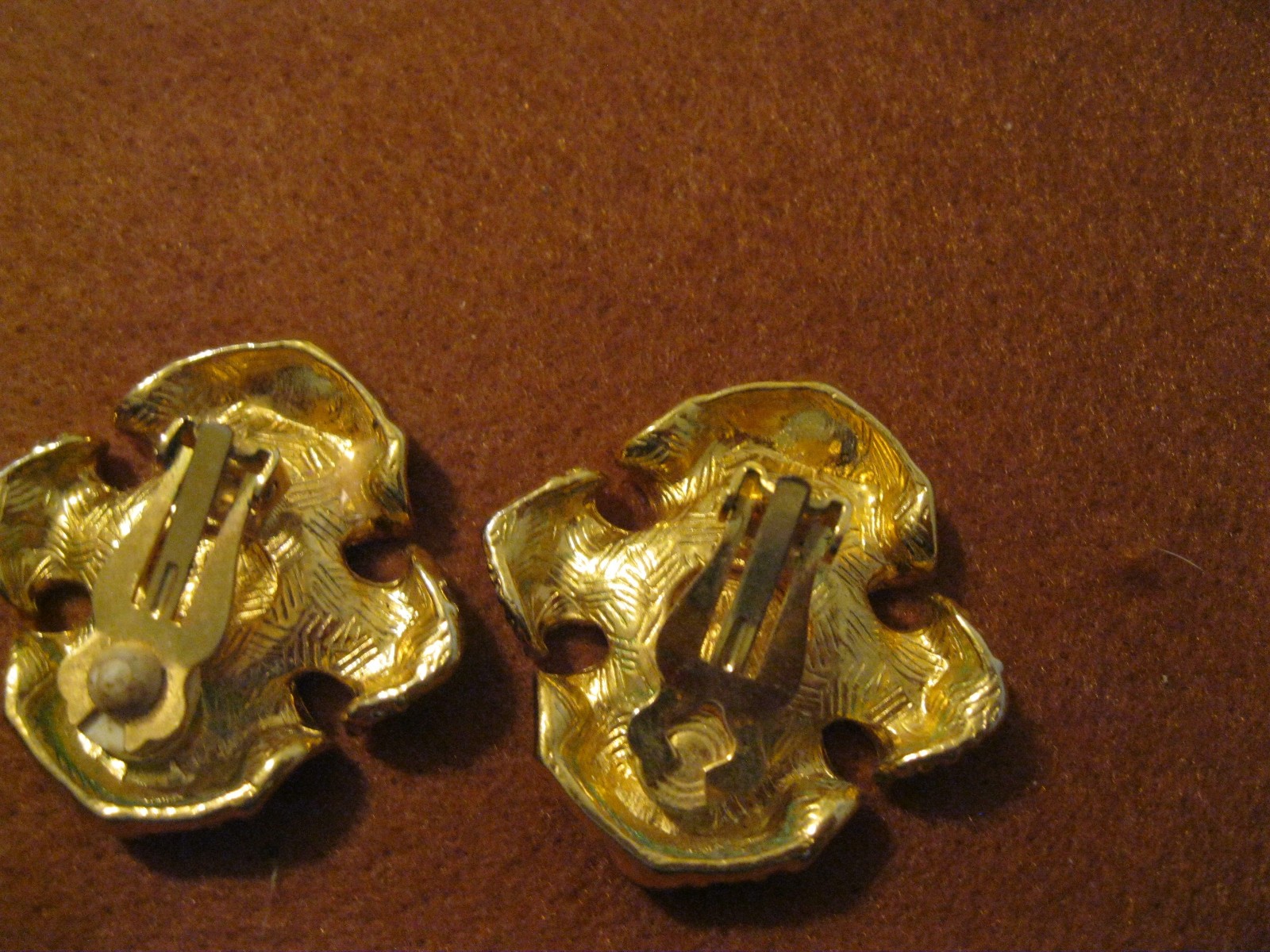 Vintage Lazuli Gripoix Cabochon Chunky Huge Clip On Earrings Matte Gold Etruscan