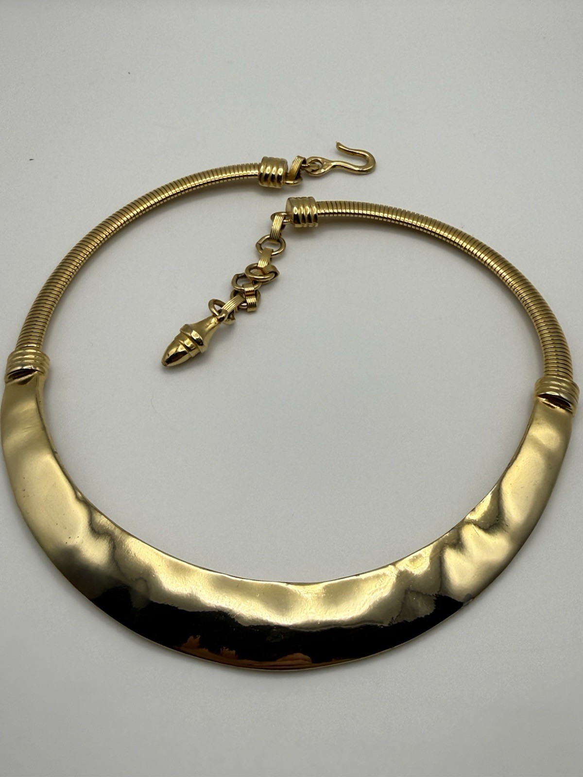 Vintage Unsigned Gay Boyer Gold Tone Stretch Omega Collar Choker Necklace 16 In