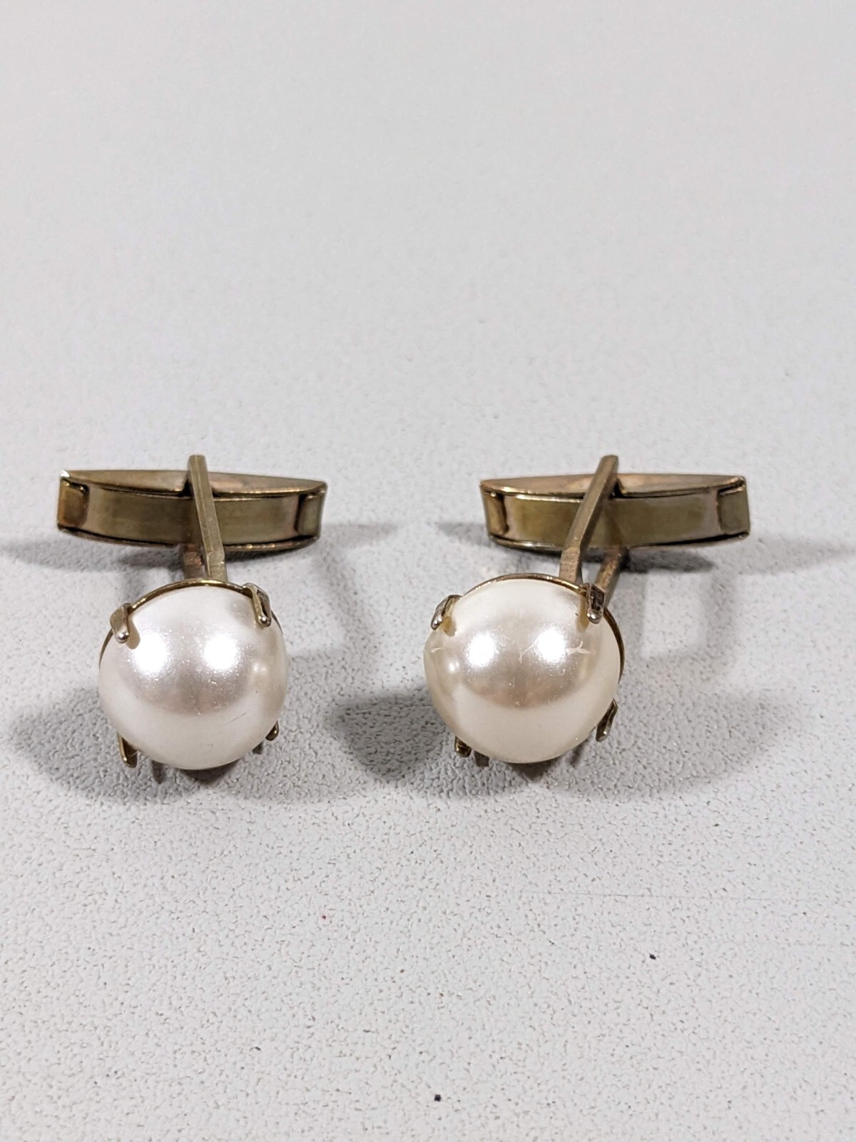 Vintage Gold Tone Ivory Color Faux Pearl Acrylic Round Cufflinks