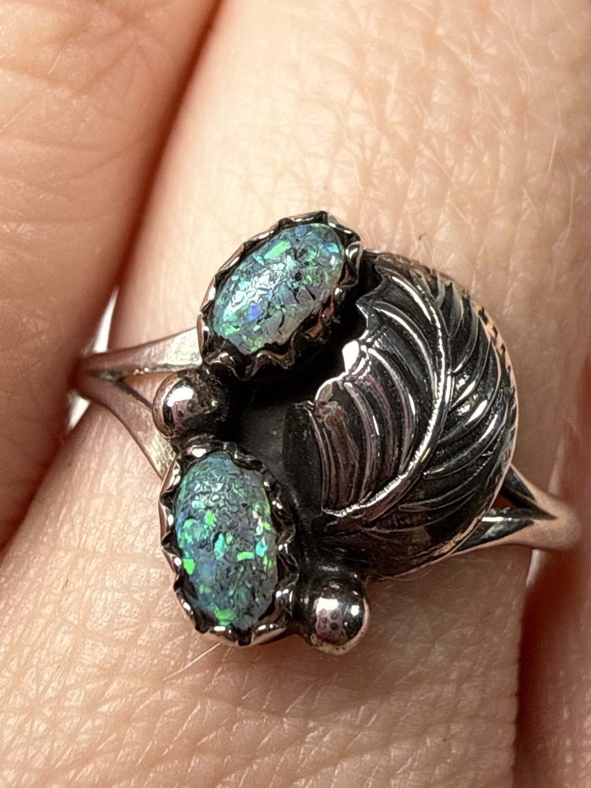 VTG Sterling Silver Navajo Lab Blue Fire Opal Leaf Ring Size 6.75