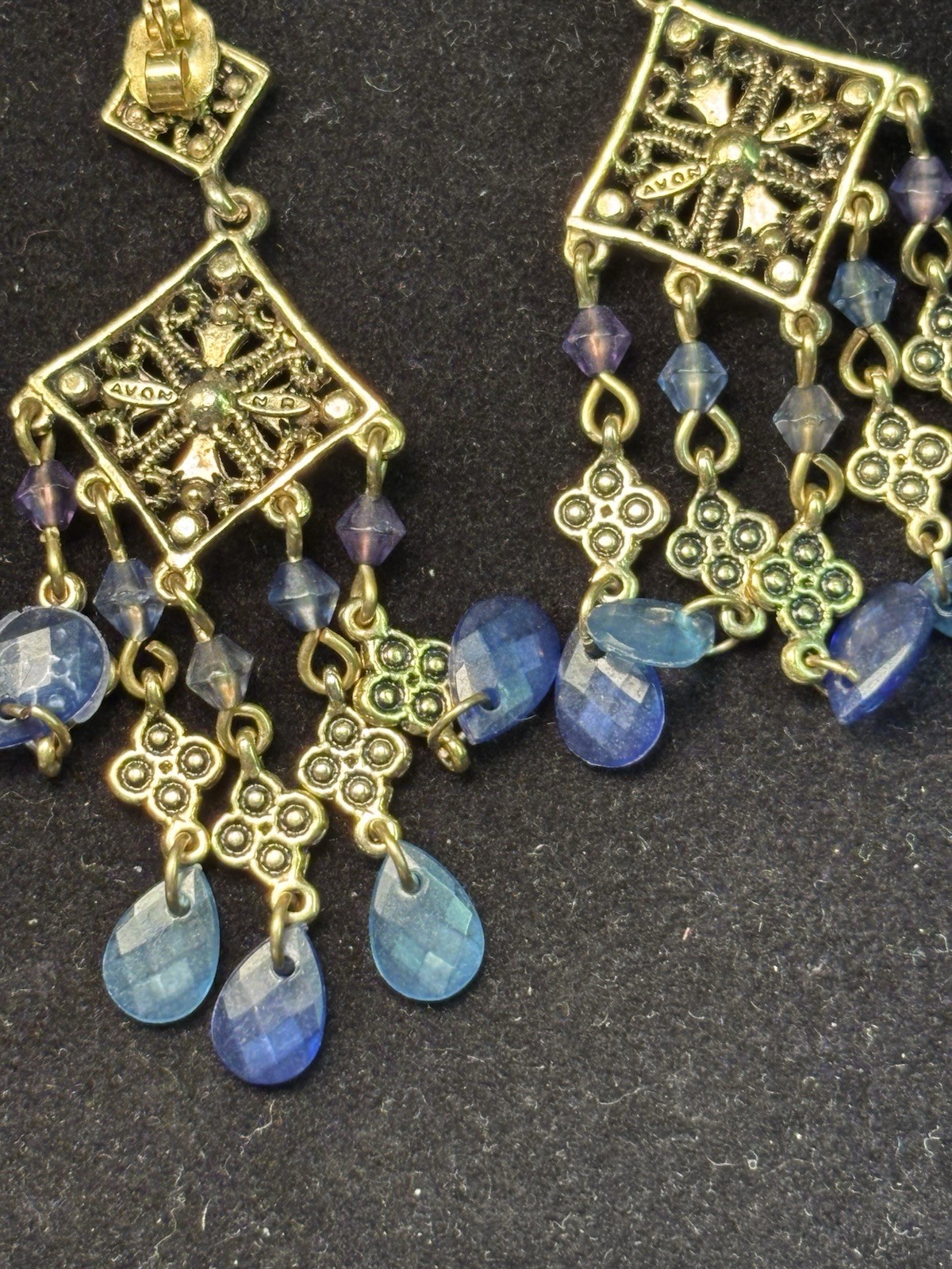Vtg Avon Boho Blue Stones Purple Bead Dangle Earrings Pierced Gold Plated 2.25”