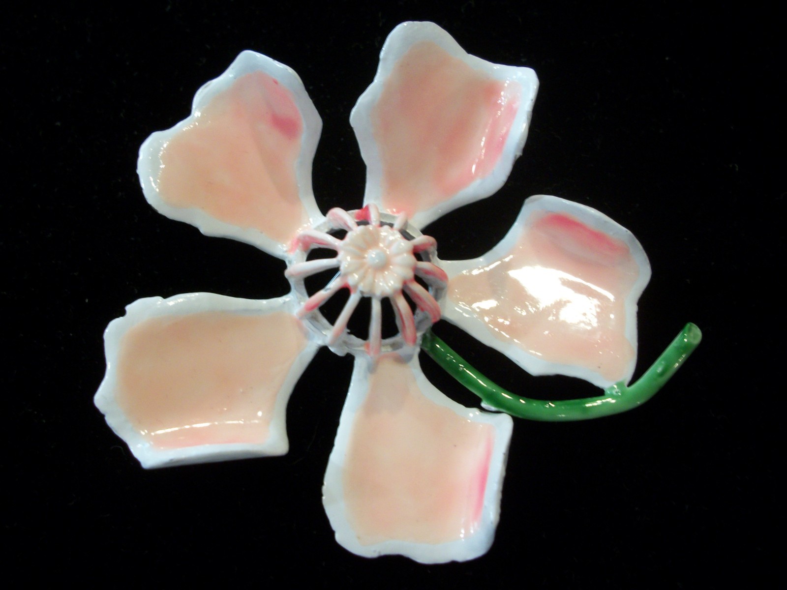 VTG*RARE*MeTaL ENaMeL*PEACH/PINK BLEND*WHiTE SWiRLy FLoWeR PiN/SPRINGTIME BEAUTY