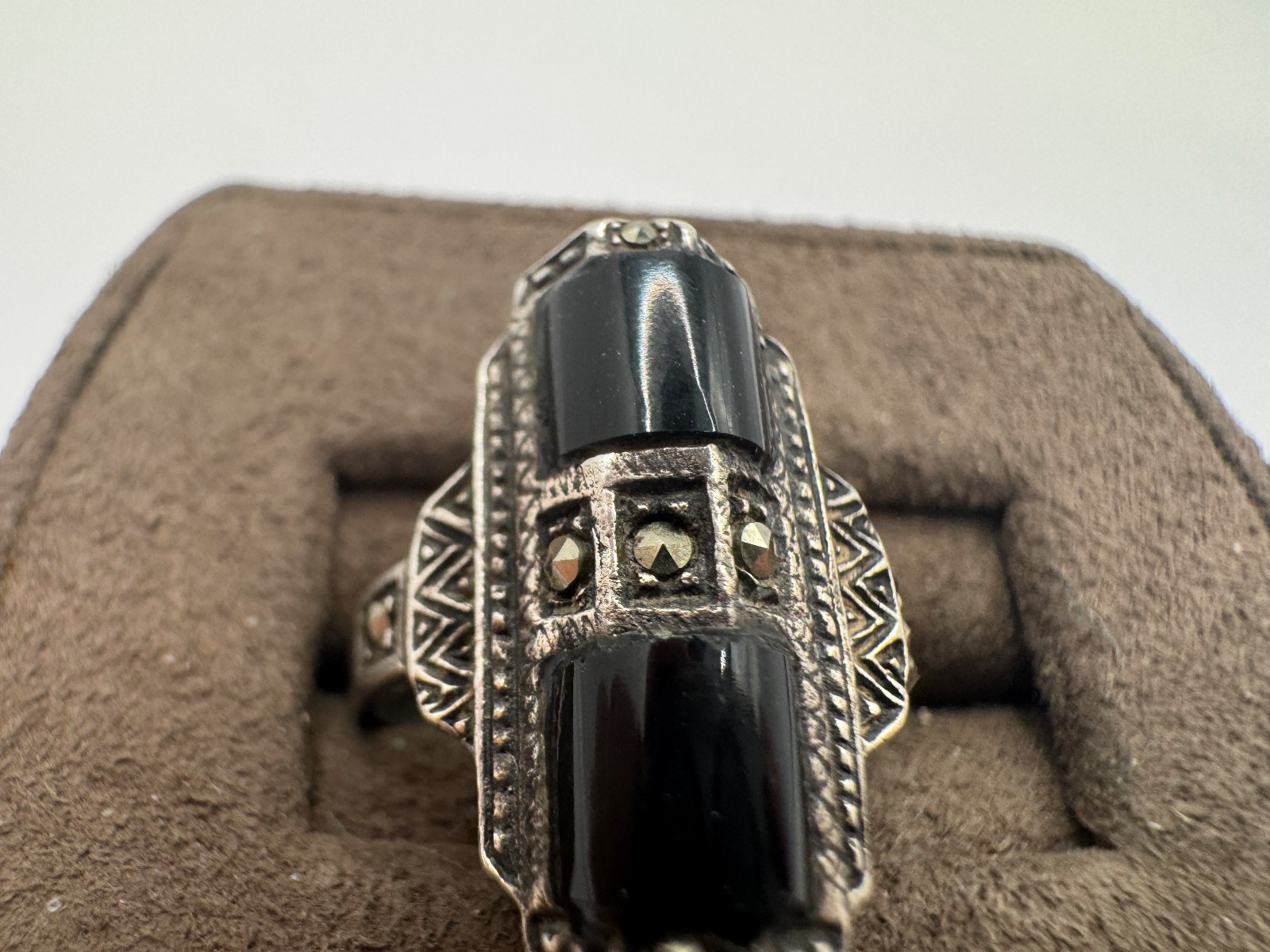 Vintage Sterling silver Art Deco Black onyx and Marcasite ring, Size 4.25
