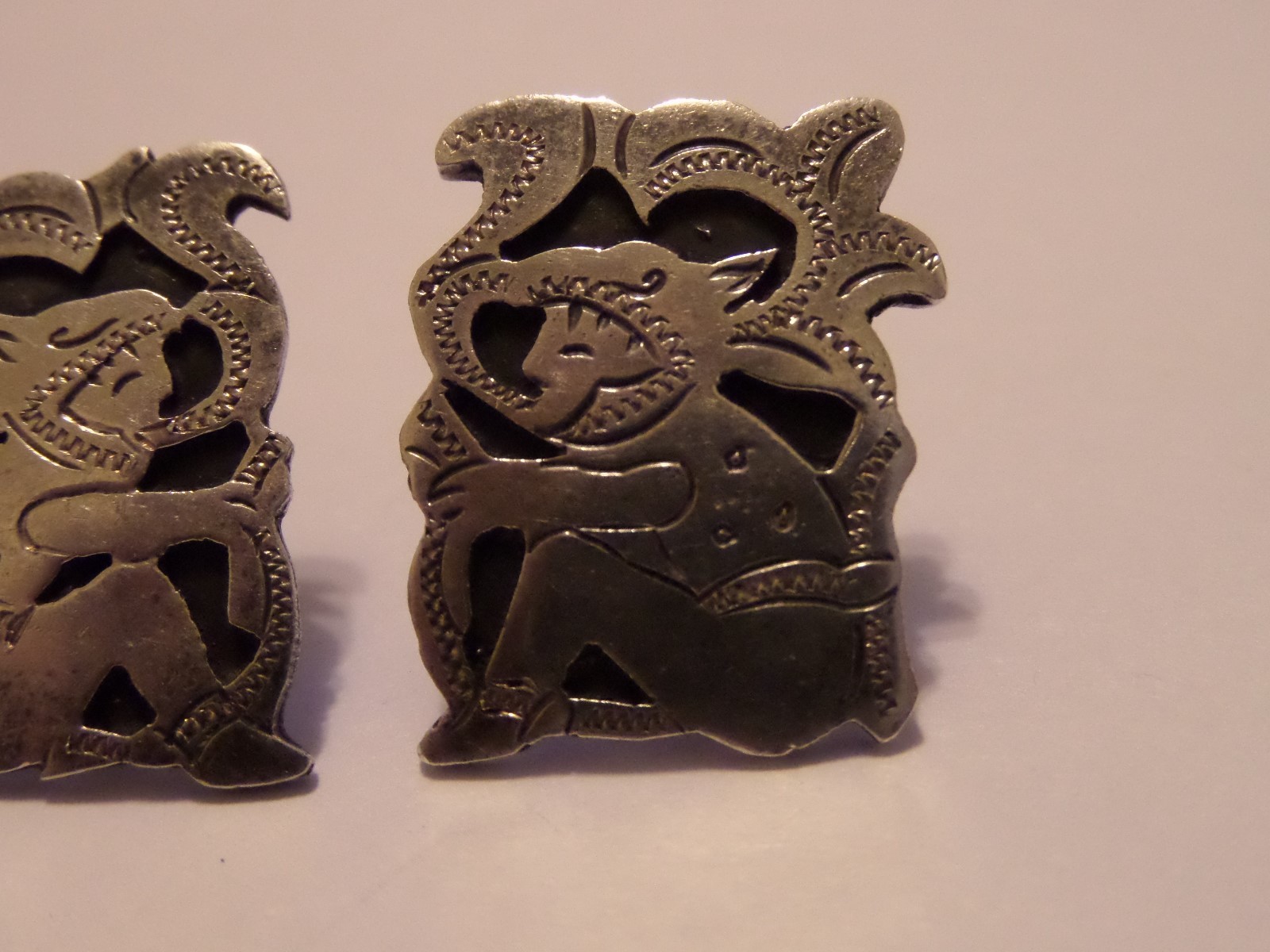 VINTAGE STERLING GUATEMALA SCREWBACK EARRINGS SIGNED R&M TESTED