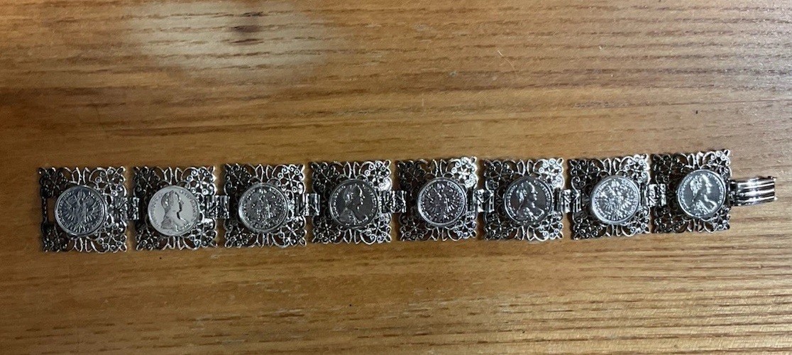 Vintage Coin Link Bracelet very light weight