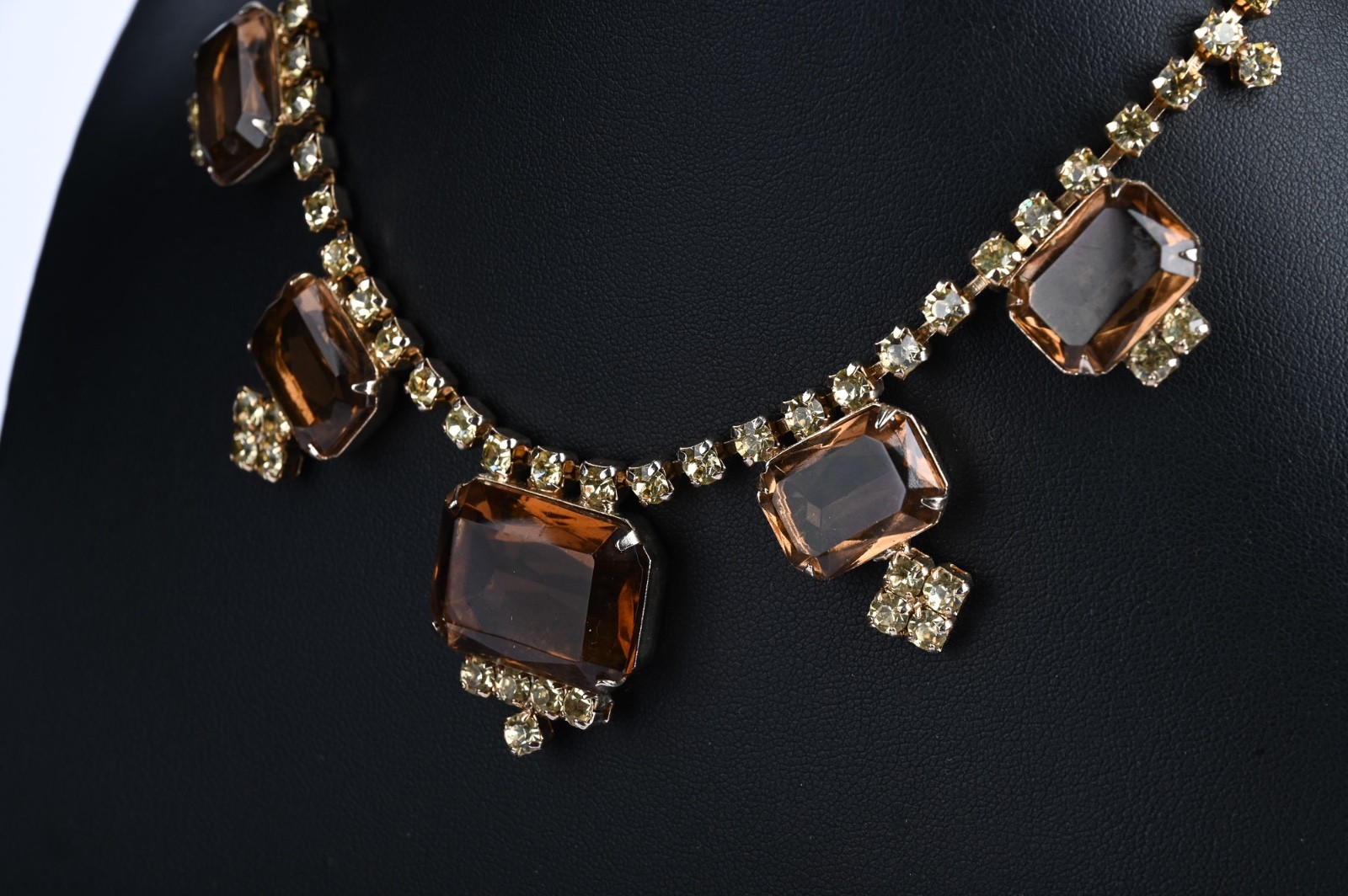 Vintage Amber Glass Rhinestone Festoon Choker Necklace Gold Tone 14″