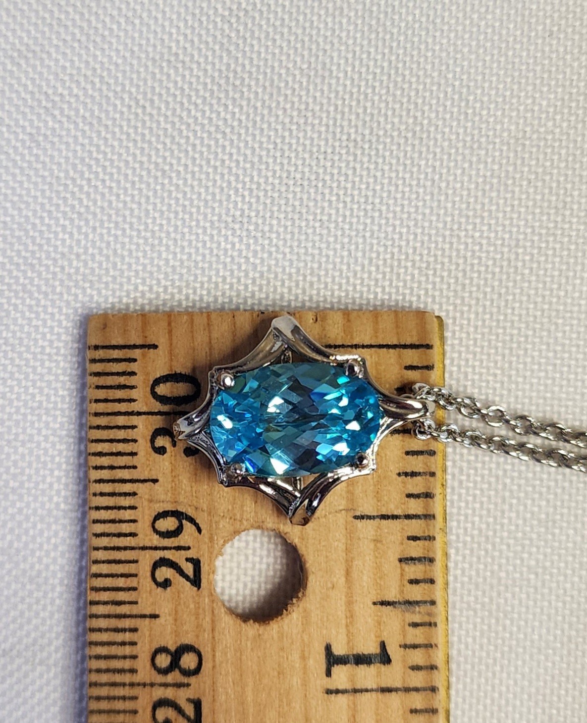 Vintage Silver-Tone Pendant Necklace Oval Cut Blue Stone