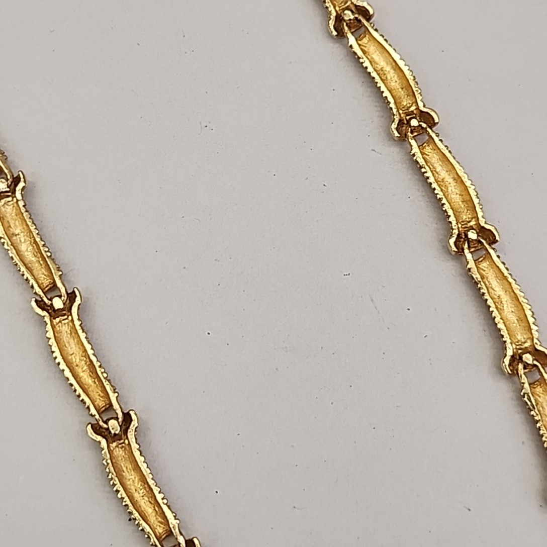 Vintage Avon Necklace Choker Pebbled Gold Tone Links 16.5″