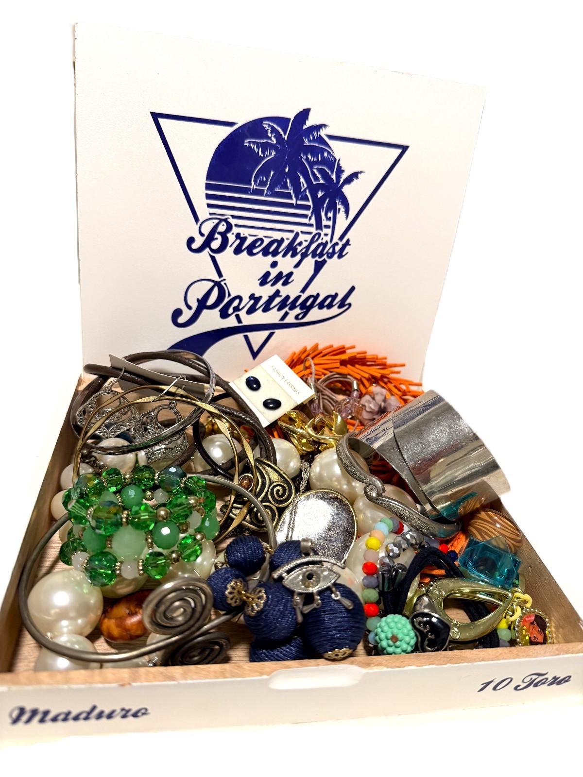 Bulk Costume Jewelry Lot 30+ Pcs Pictured Daily Wear Cheap Mix Box Included