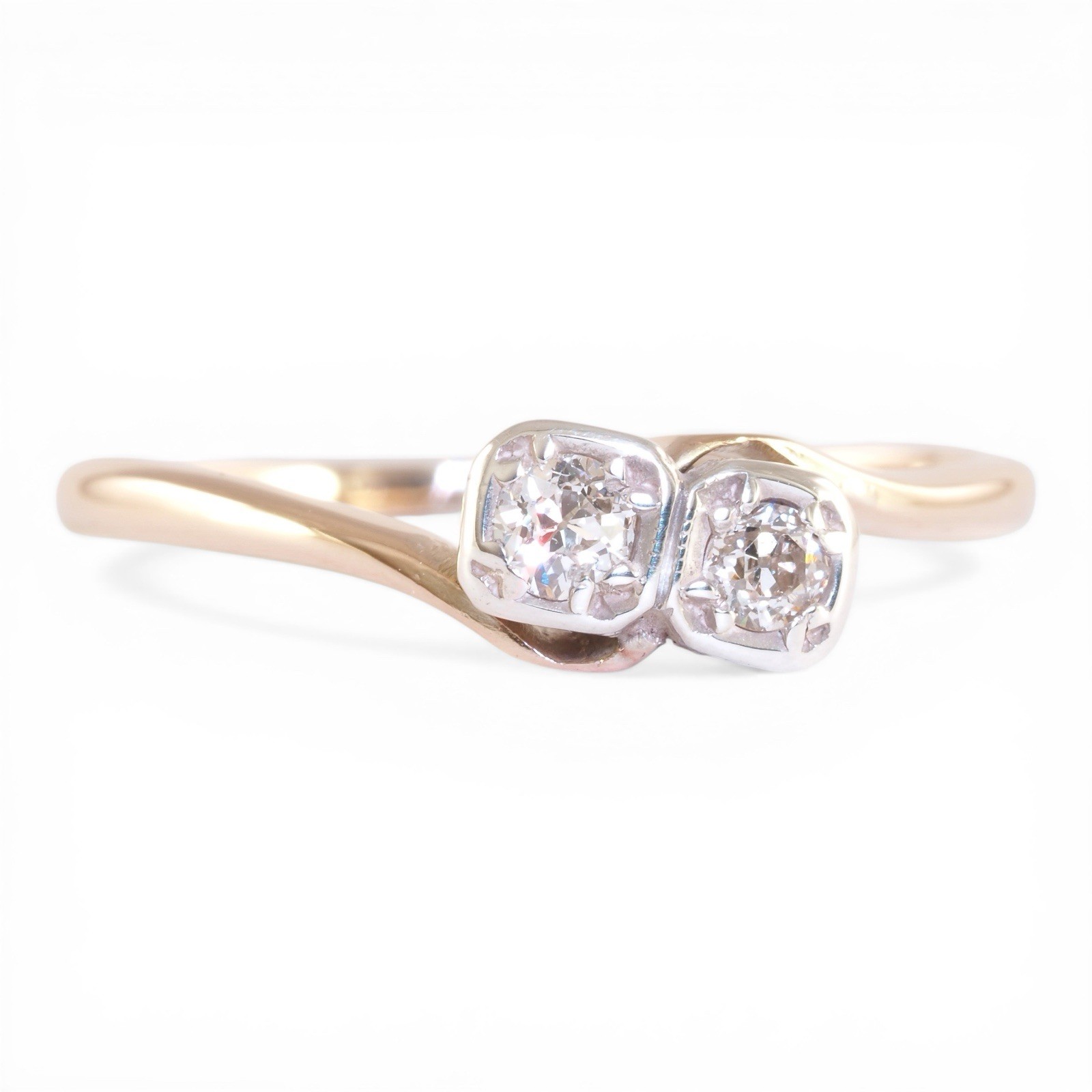 TWO SOULS 1920 Art Deco 18K Yellow Gold Old European Cut Diamond Toi Et Moi Ring