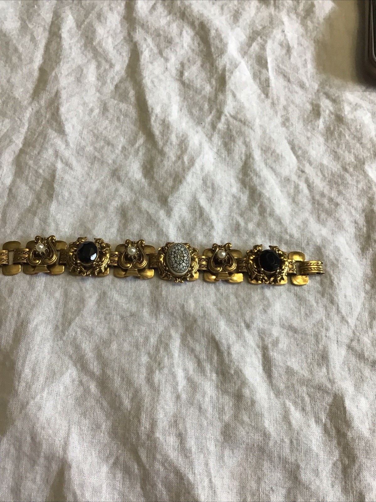 Amazing Vintage Gold Tone Station Layered Charm Bracelet Harp Style