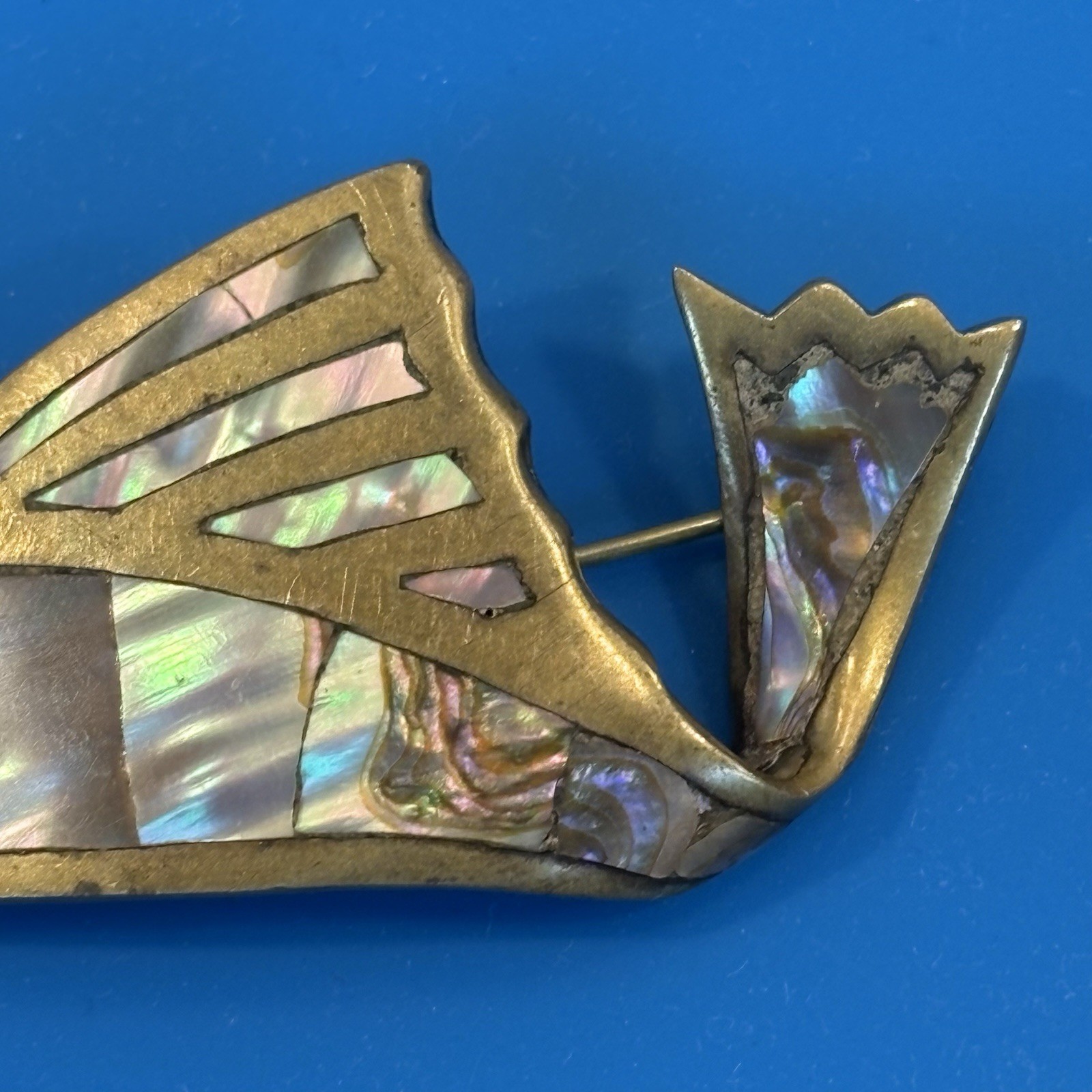 Los Castillo Taxco Mexico Brass Abalone Fish Brooch Pin Signed 2.25″ Vintage
