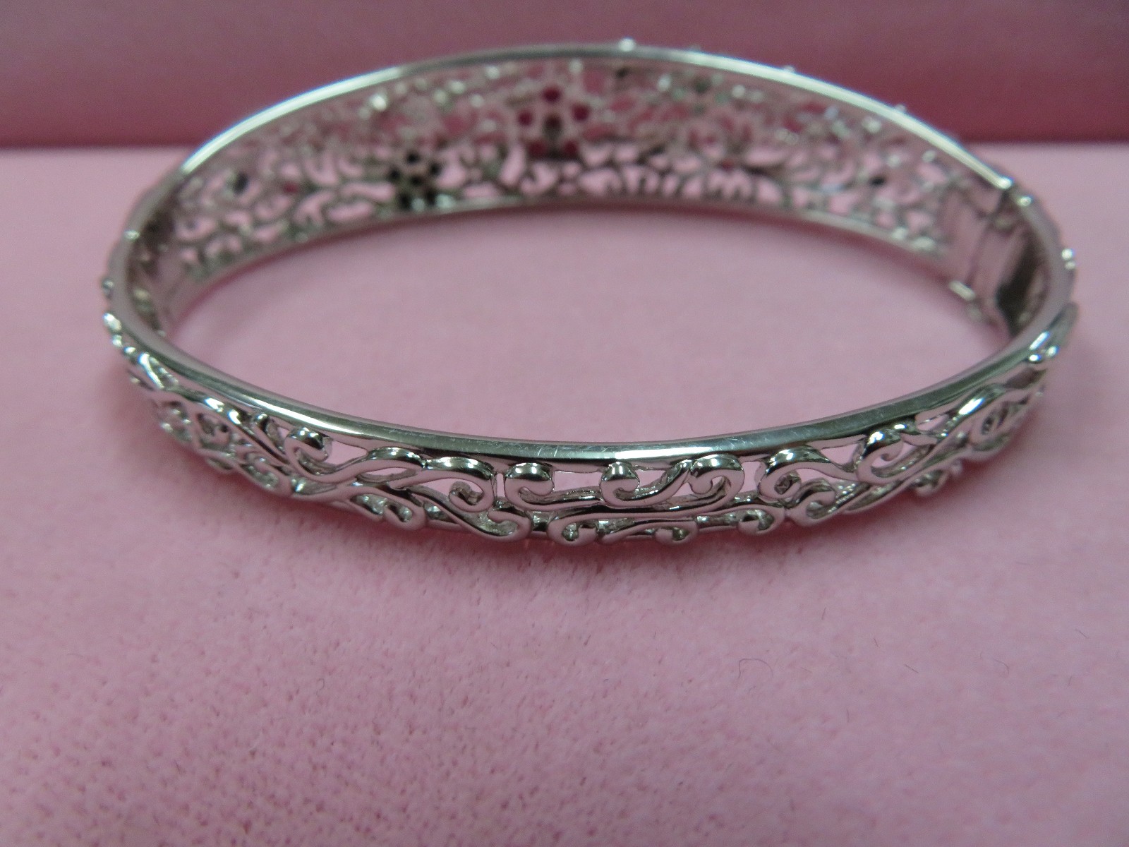 Ross Simons 7″ 925 Sterling Silver Hinged Ruby Sapphire Emerald Bangle Bracelet