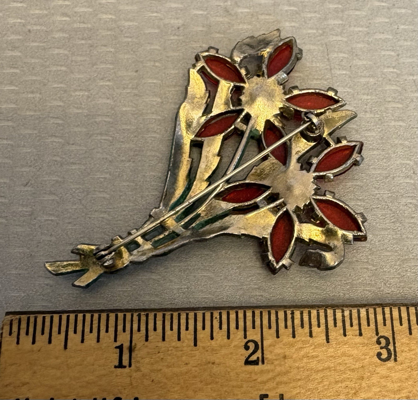 Vintage Enamel Flower Brooch Red Lucite Rhinestone Poinsettia Bouquet 3″ Xmas