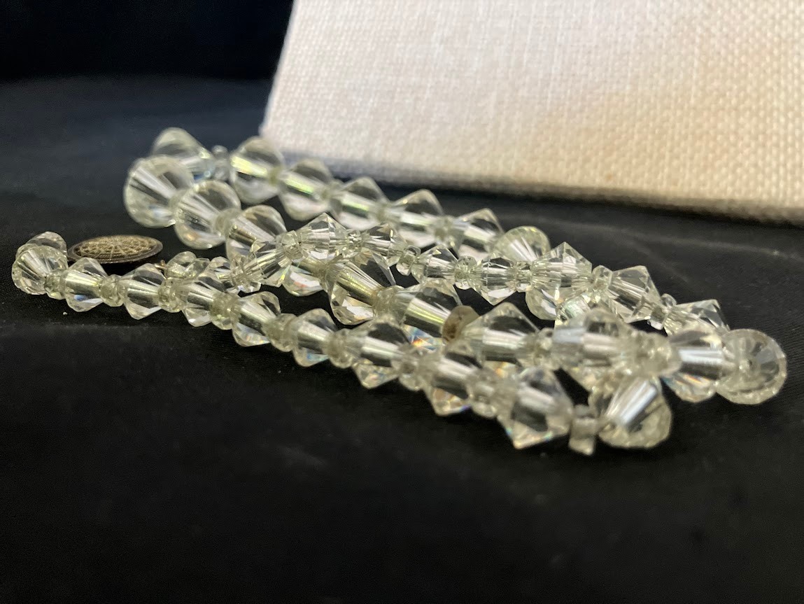 Vintage Art Deco Faceted Crystal Necklace Silver Chain Faceted Bi-cone Beads 16″