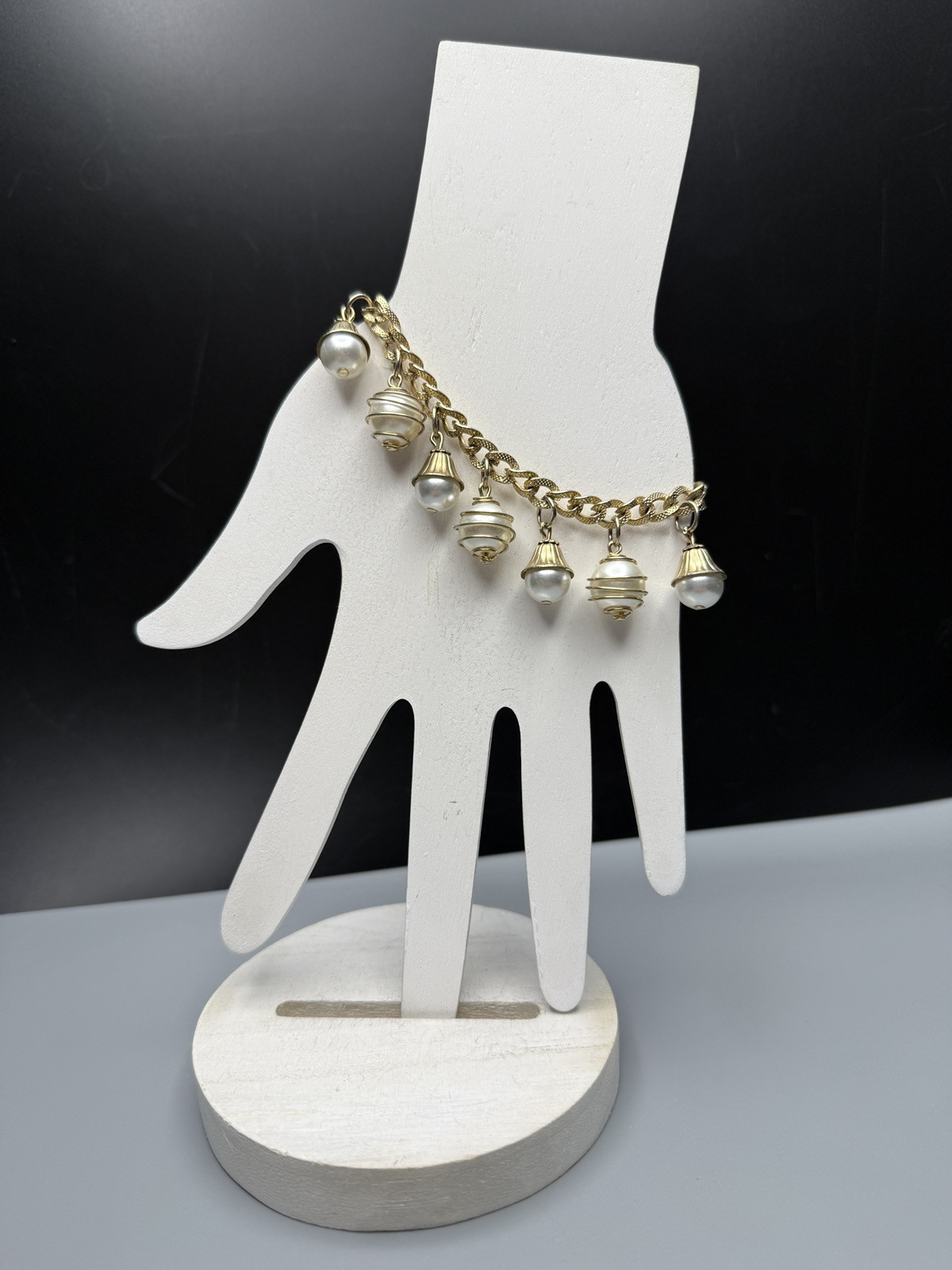 Charm Bracelet Gold Tone Bead Dangle Faux Pearl Wire Wrapped 7.25” VTG Cha Cha