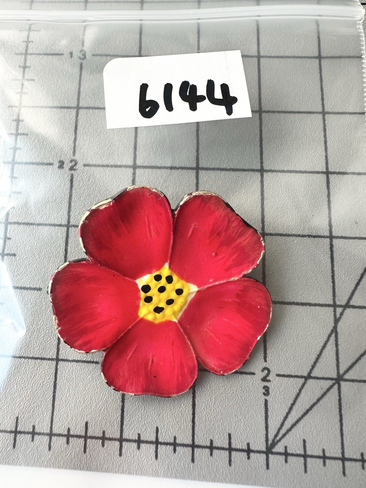 Vintage Red Poppy Flower Brooch Pin Gold Tone