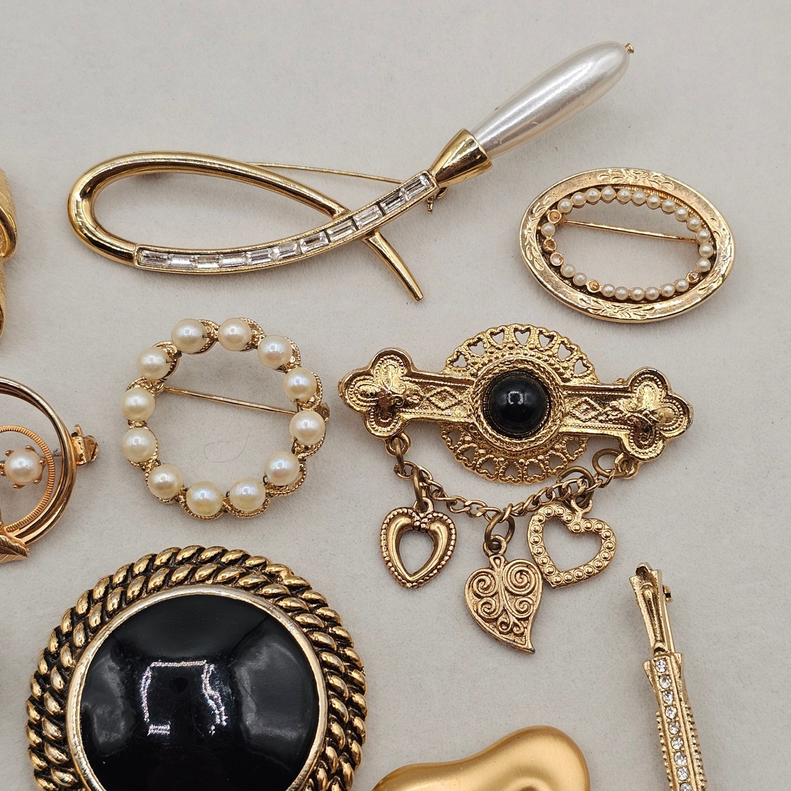 Gold Tone Brooch Lot 13pc Gold Tone Faux Pearl Enamel Rhinestone Avon Monet Pins