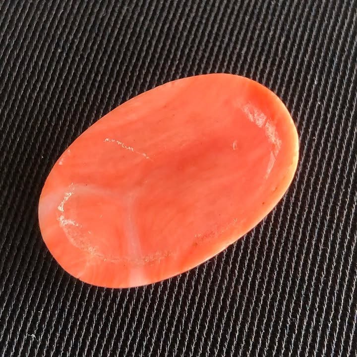 Exquisite Vintage Natural Red Momo Coral Cameo 28mm 5.6g Detailed Carving