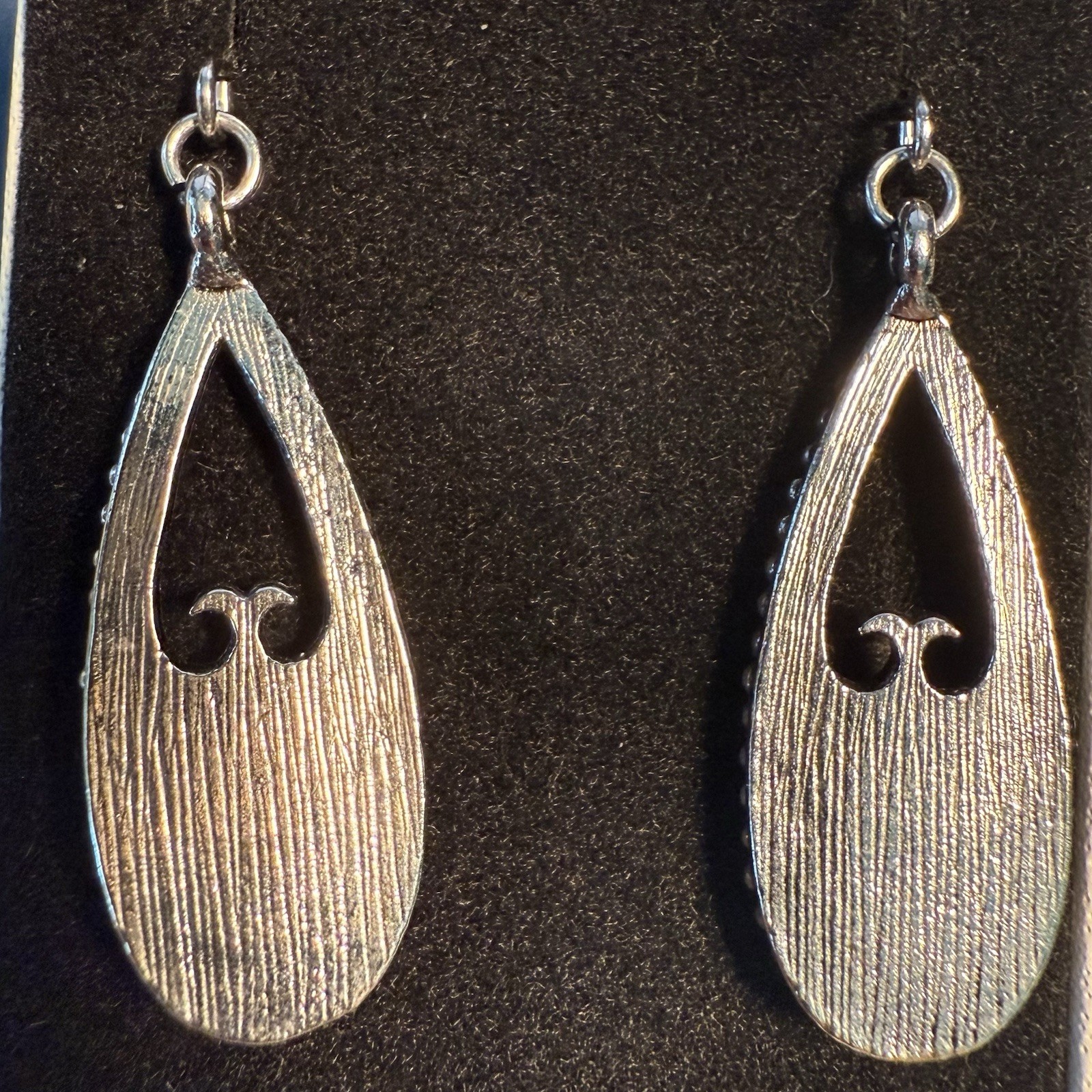 Vintage 925 Sterling Silver Oval Cabachon Amethyst Drop Dangle Earrings