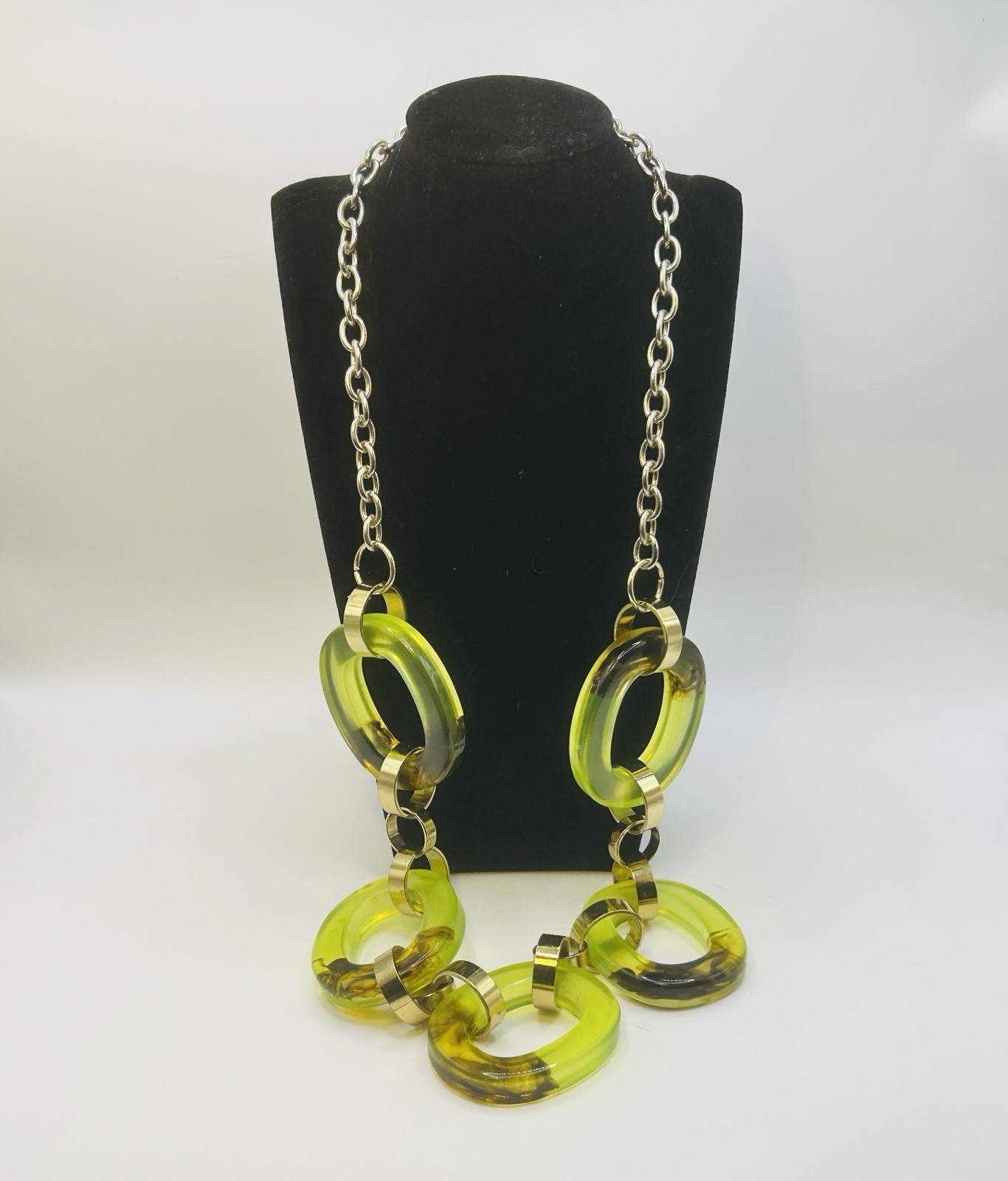 Vintage Acrylic Green Tortoise Shell Link 30” Necklace Estate Statement Jewelry