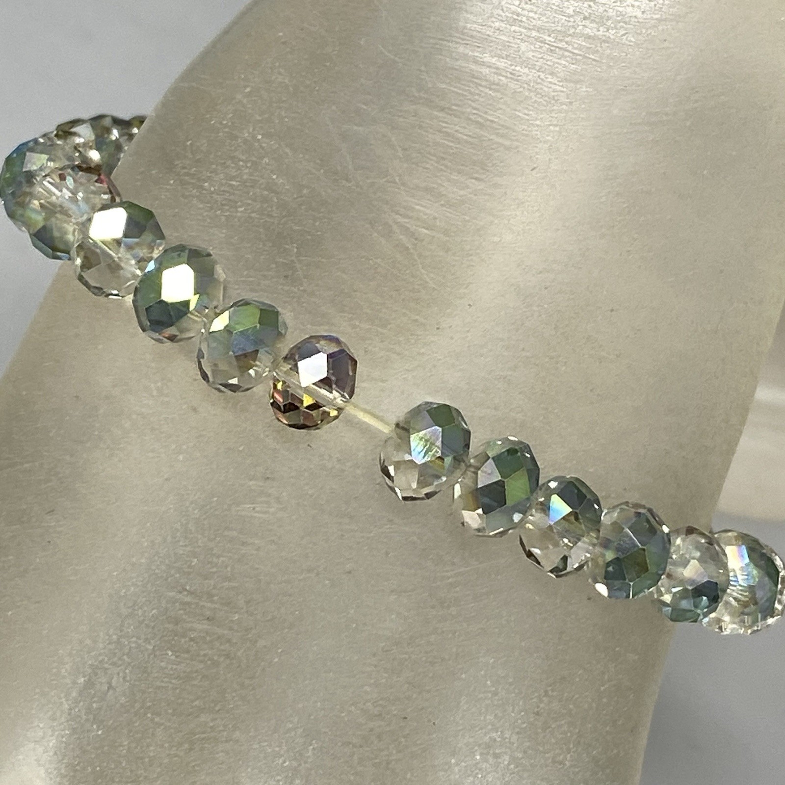 Iridescent Glass Bead Bracelet Surface Coated Aurora Borealis Stretch Faceted 7″