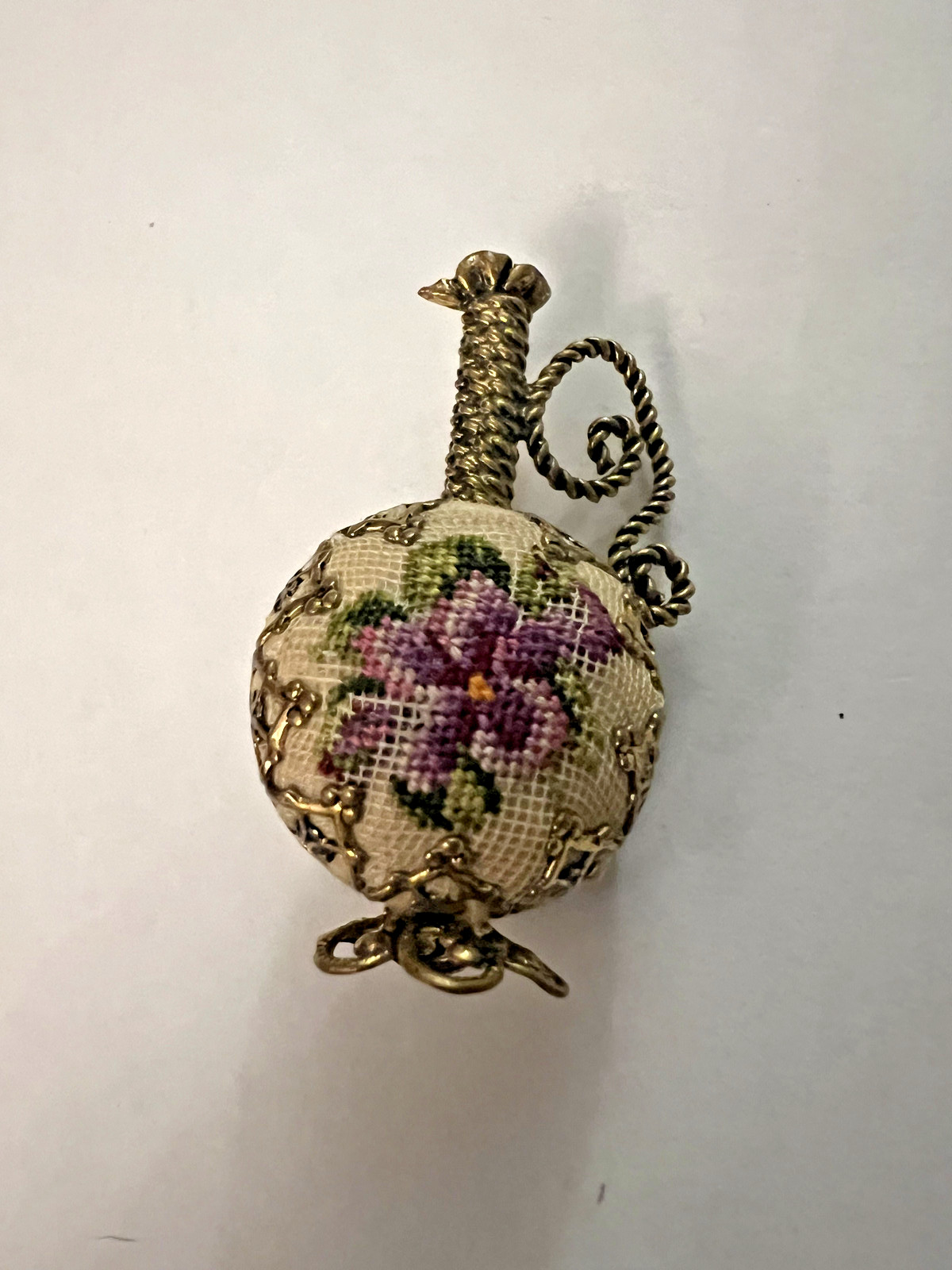 Vtg Handmade Gold Tone Metal Pansy Flora Needlepoint Jug Bottle Shape Brooch Pin