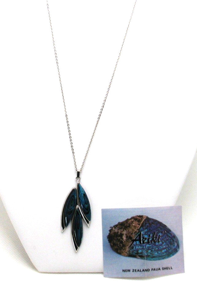 Vintage Ariki New Zealand Paua Shell Pendant Necklace