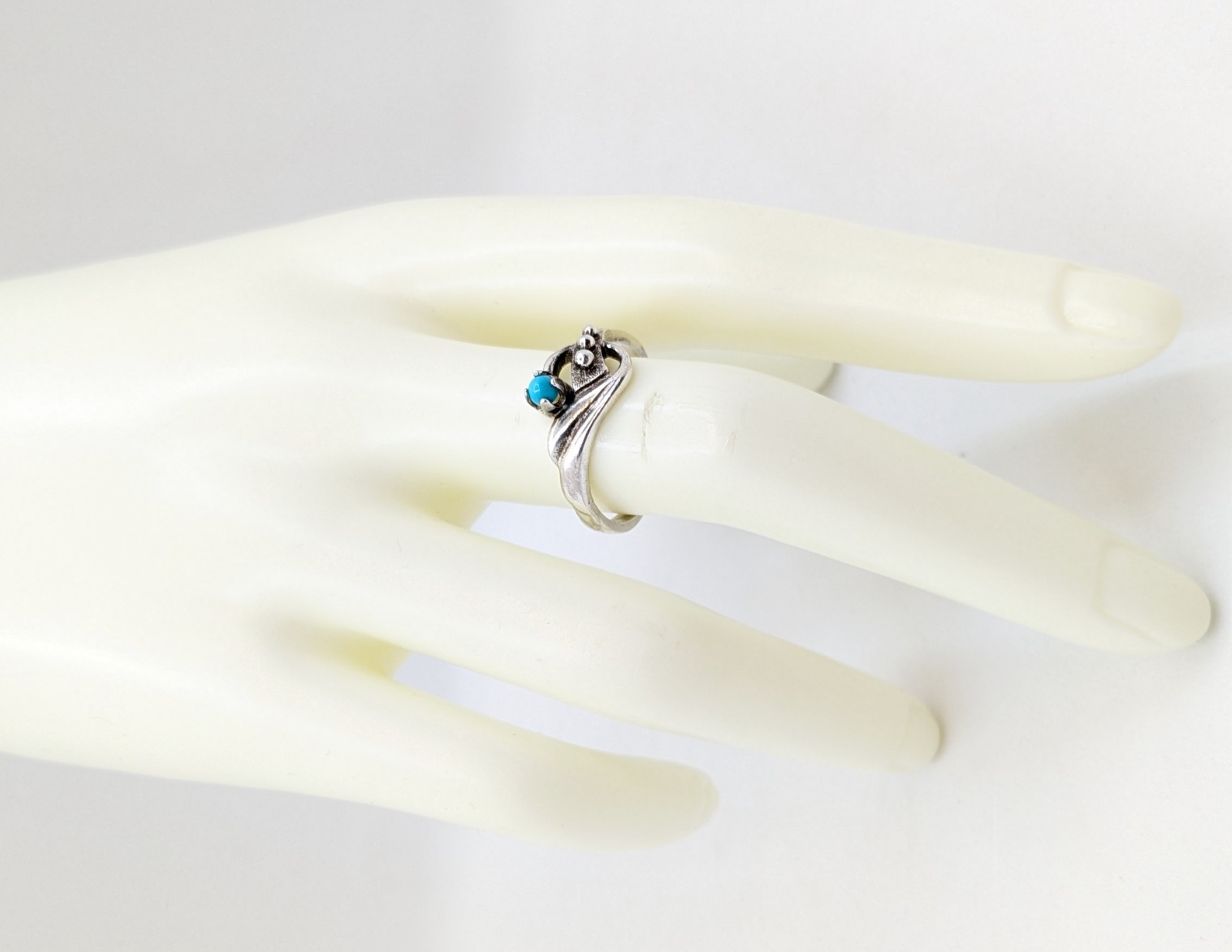 Vintage Soviet RING Silver⭐925 mark USSR with Turquoise-size: 8.5US (18.5mm) #19