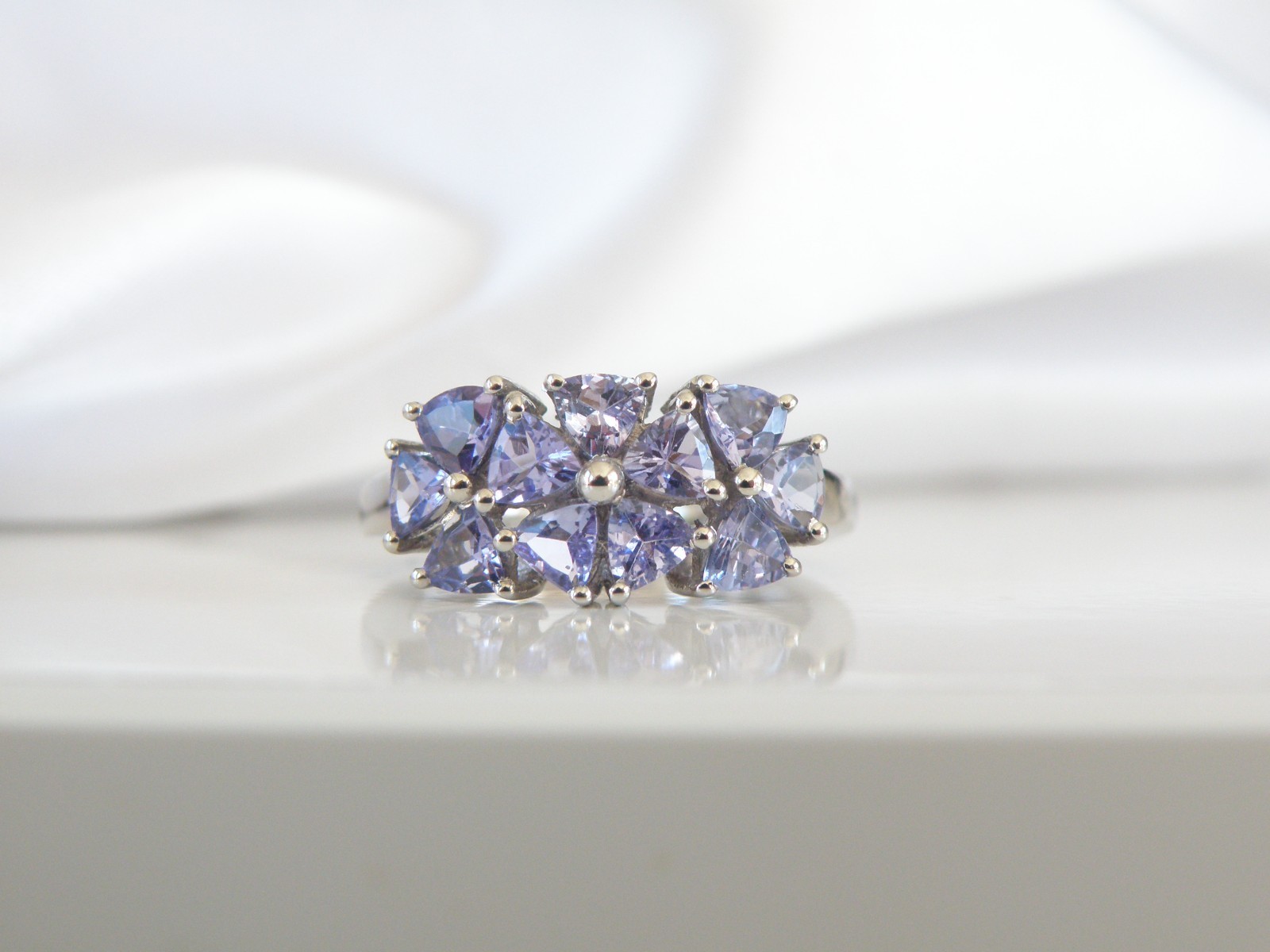 Vintage Sterling Silver 925 Natural Heated Tanzanite Band Ring Size 7