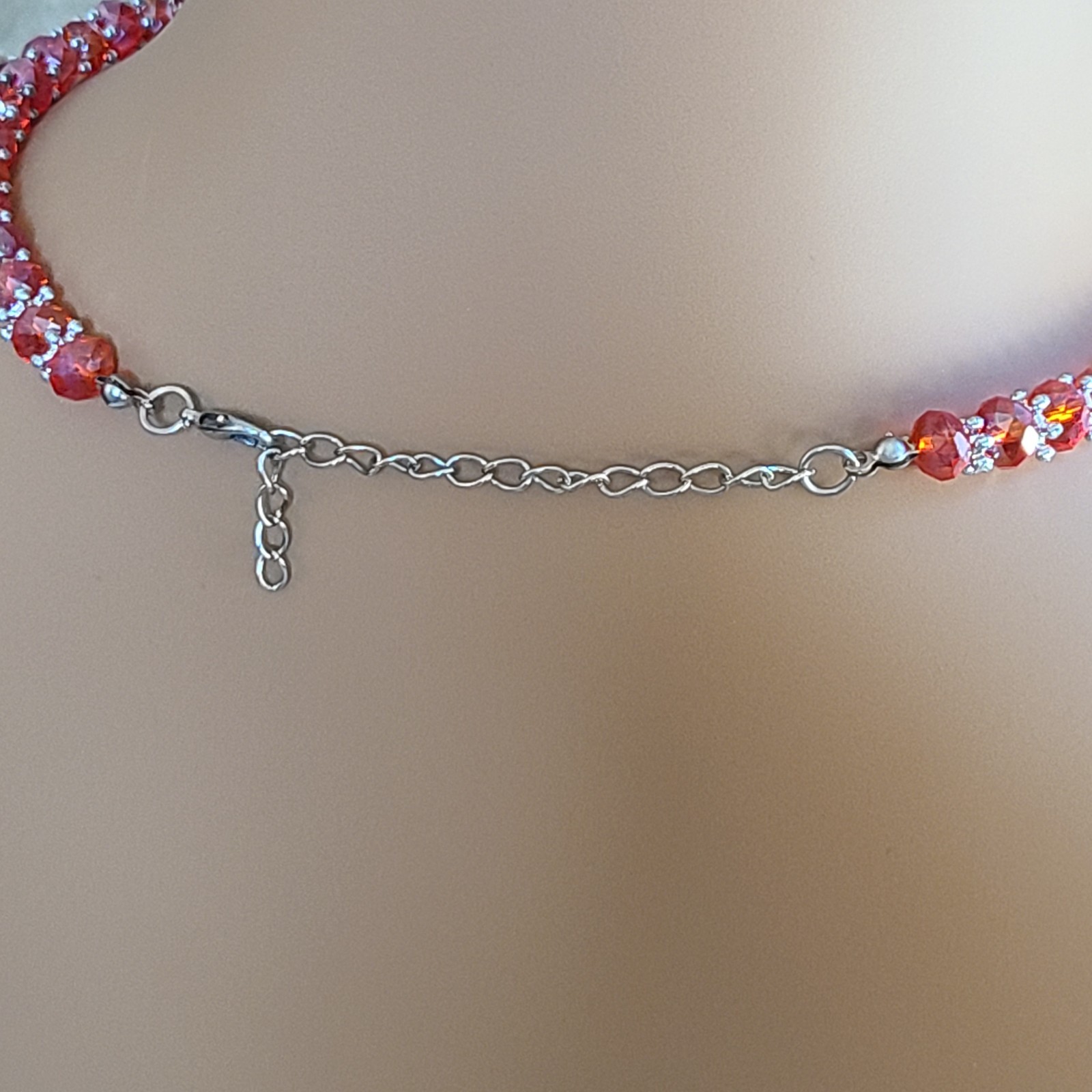 Vintage Fire Red Aurora Borealis AB Faceted Glass Crystal Choker Necklace 18.5”