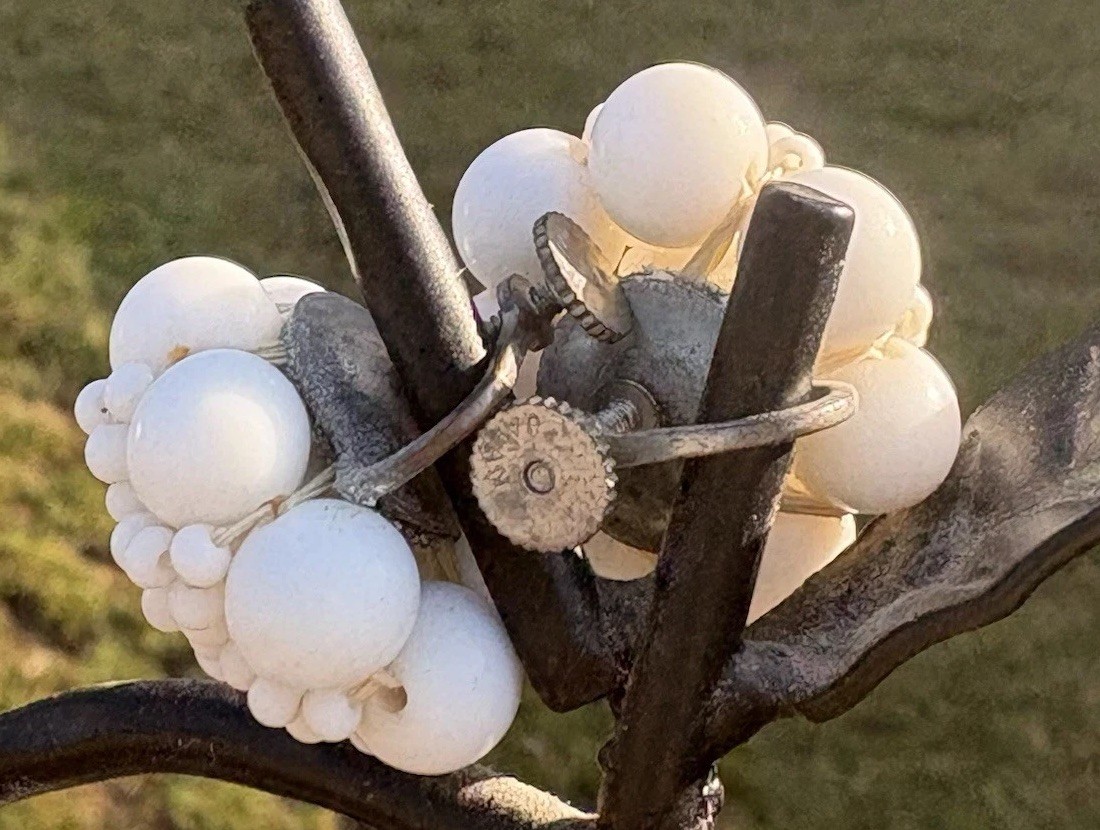 Vintage Japan White Cluster Earrings Screwback Grape Bead Bridal Cottagecore