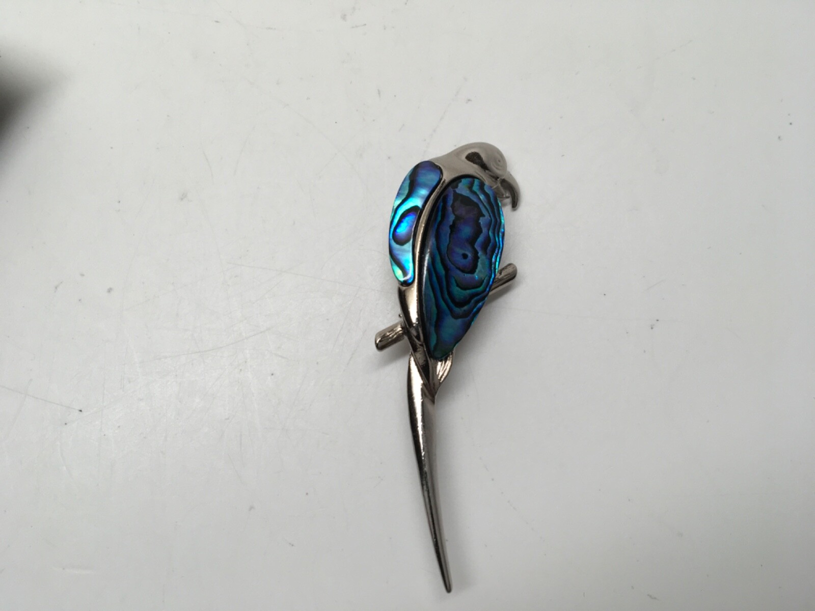 VTG Signed New Zealand Ataahua Silver Tone Abalone Shell PARROT Brooch – MINT!
