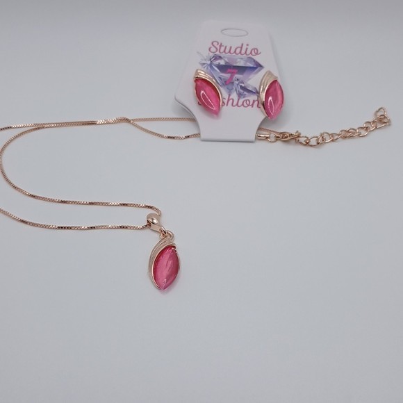 Elegant Deep Pink Opal Necklace Earring Set