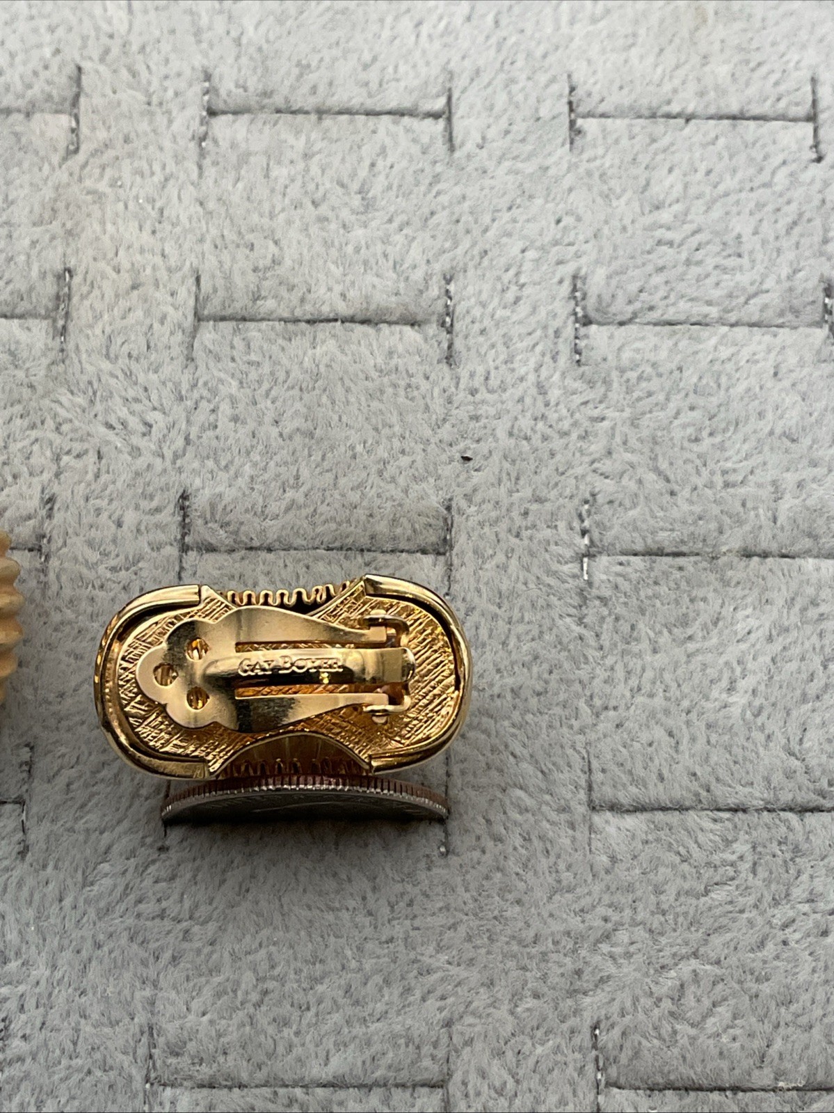Vintage Gay Boyer Ribbed Domed Clip On Earrings (A/124)