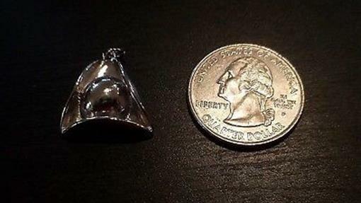 VINTAGE STERLING SILVER CHARM CW COLONIAL WILLIAMSBURG REVERE TRI CORNER HAT #55