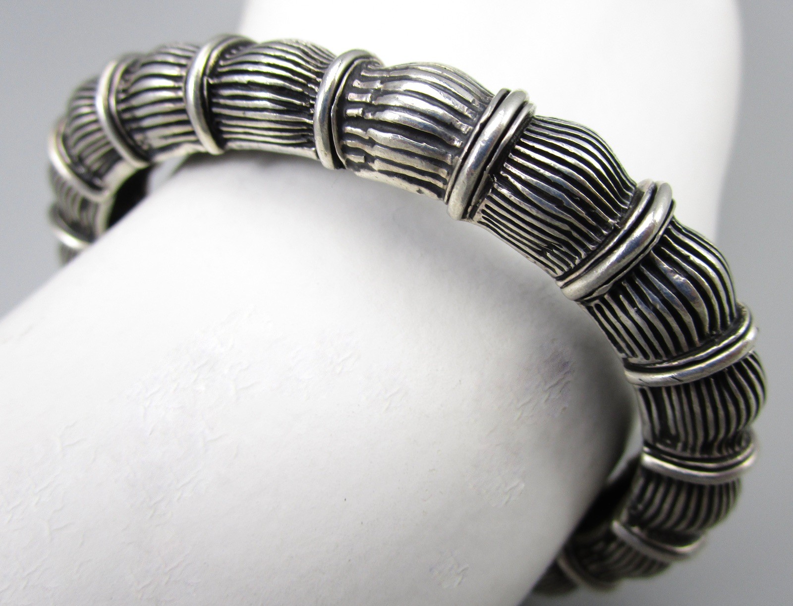 UNUSUAL DIAN MALOUF HEAVY STERLING SILVER FLUTED CUFF BRACELET 63G