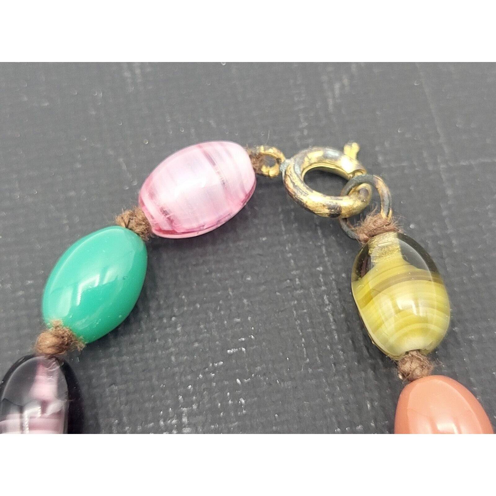 Vtg 60s Multicolor Oval Glass Bead Necklace Knotted 19″ Austria NEVER WORN YK