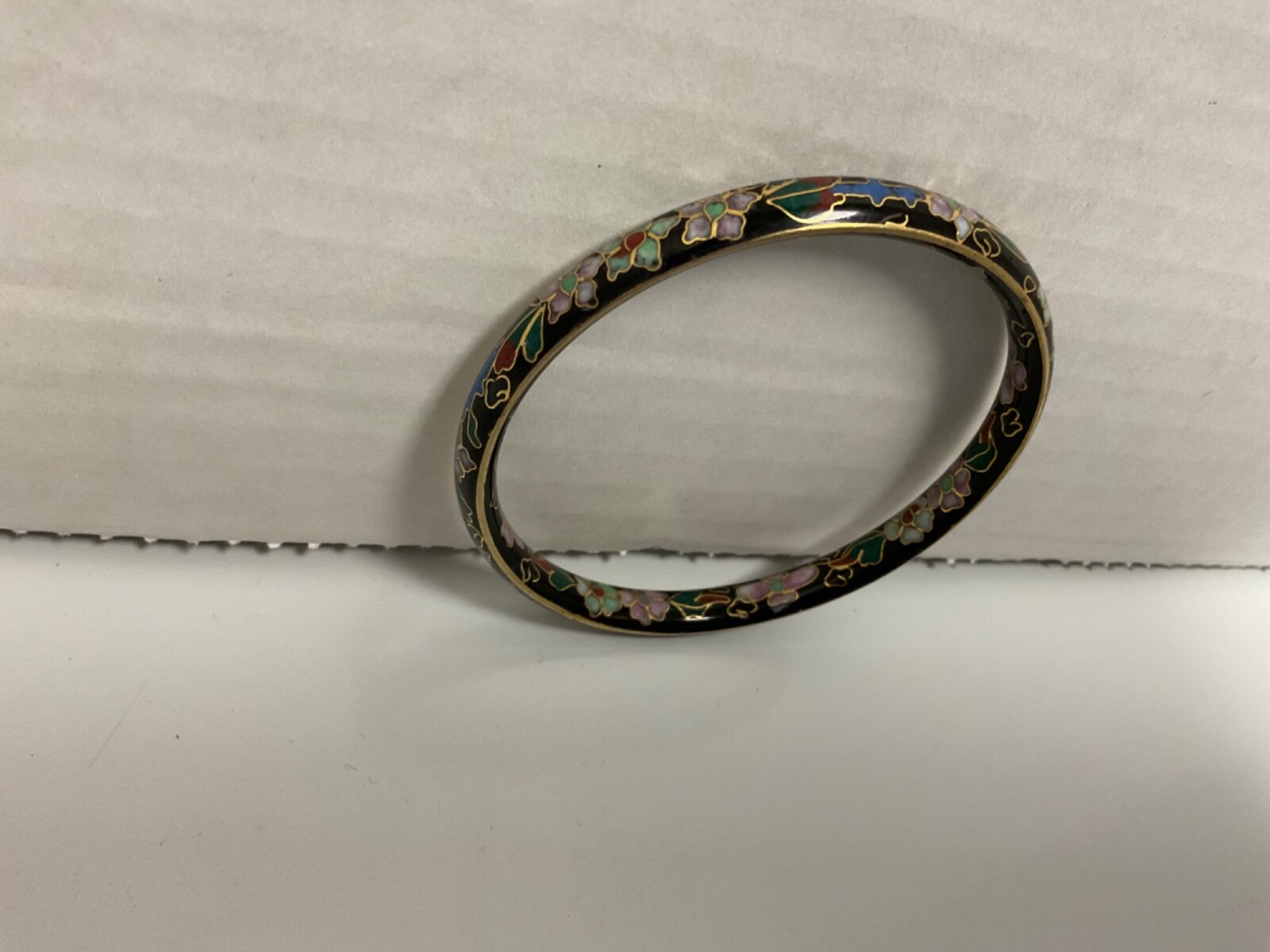 Vintage Black Cloisonné Enamel Bangle BRACELET w/Flowers Ringed in Gold
