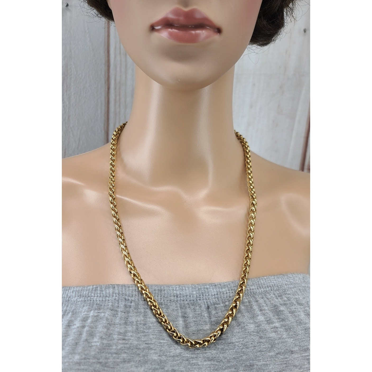 VTG 24″ Monet Triple Gold-Plated Hollow Wheat Spiga Link Braided Chain Necklace
